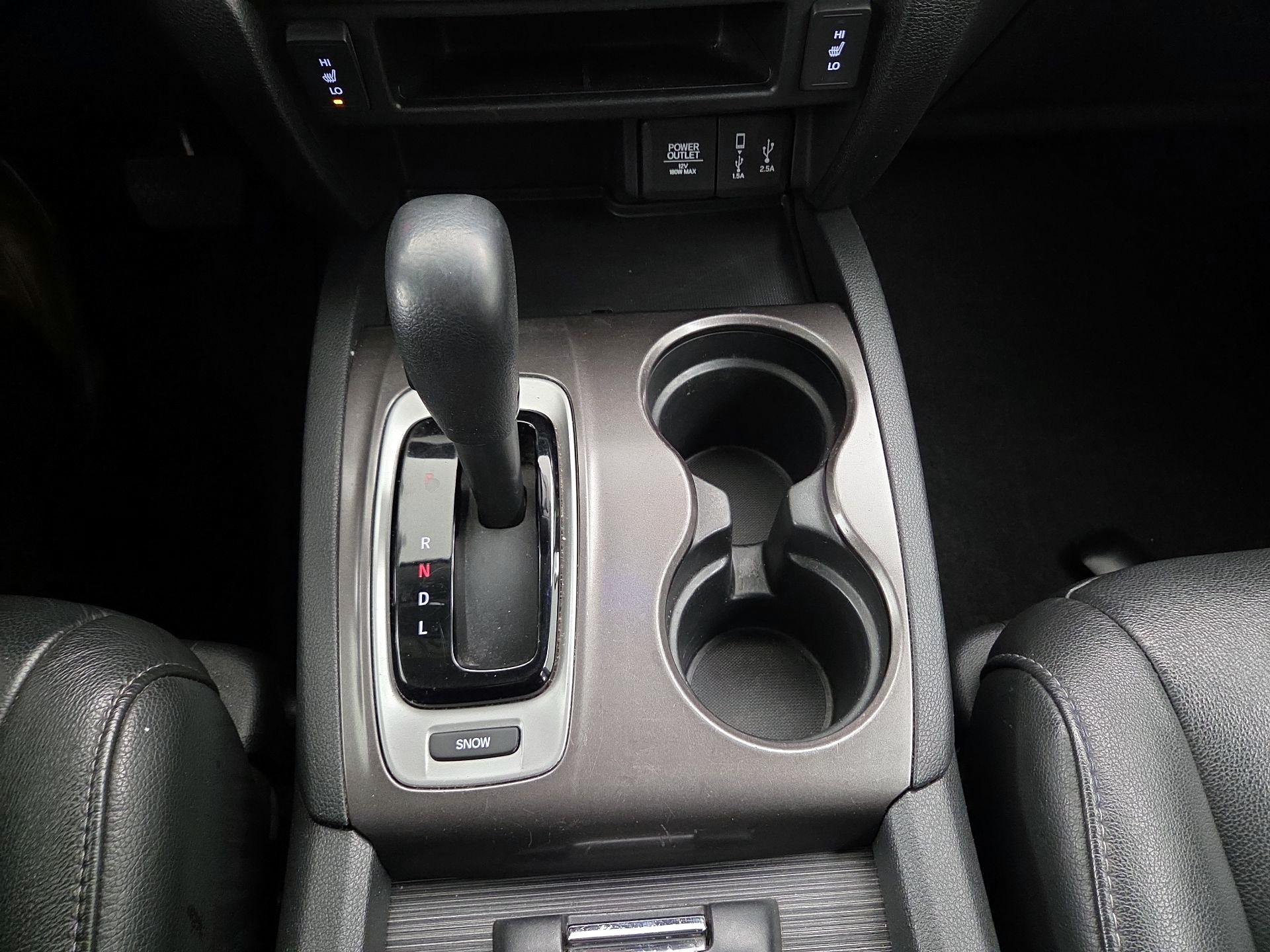 Thumbnail: 2017 Honda Pilot - 18