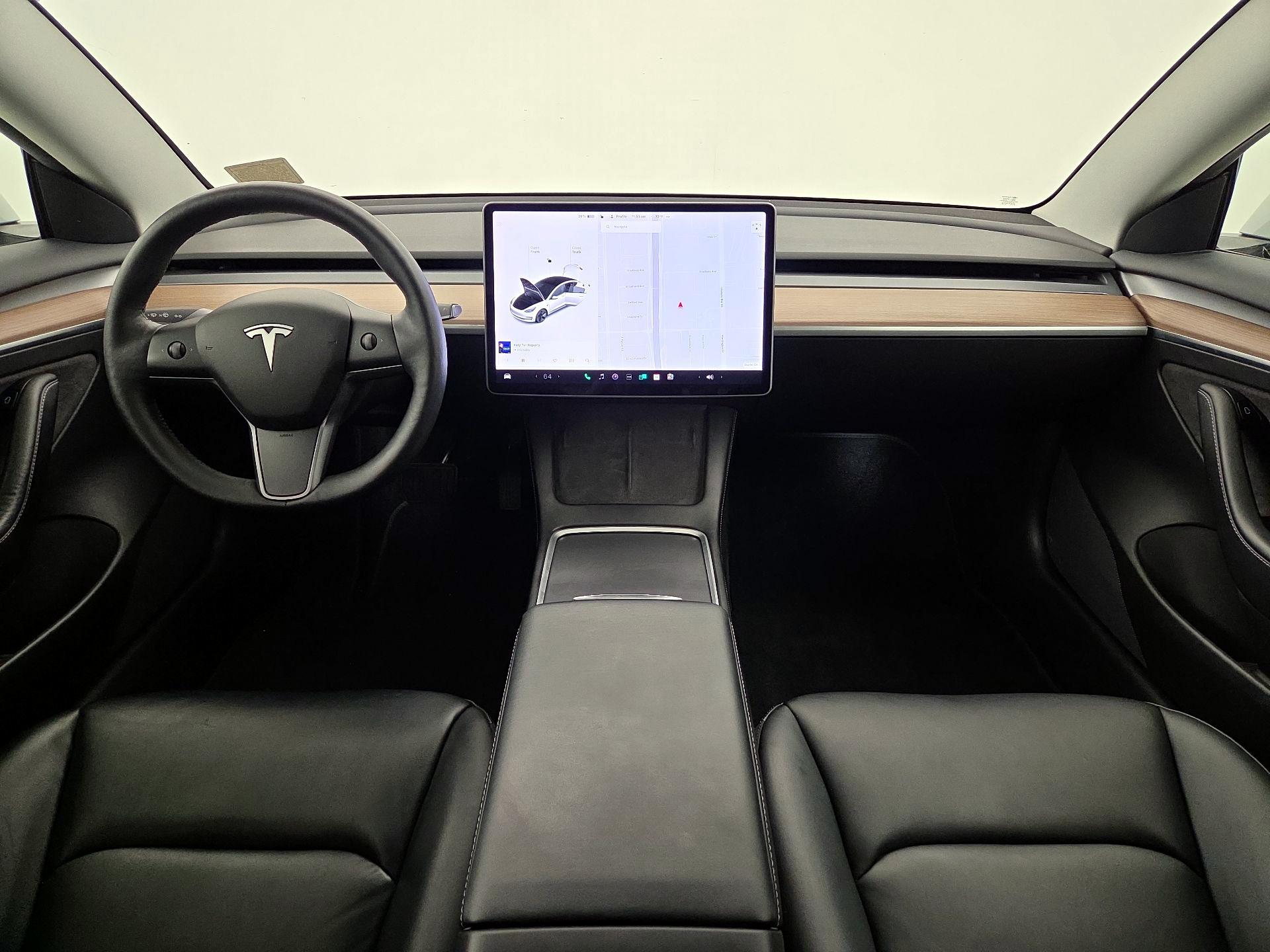 Thumbnail: 2021 Tesla Model 3 - 9