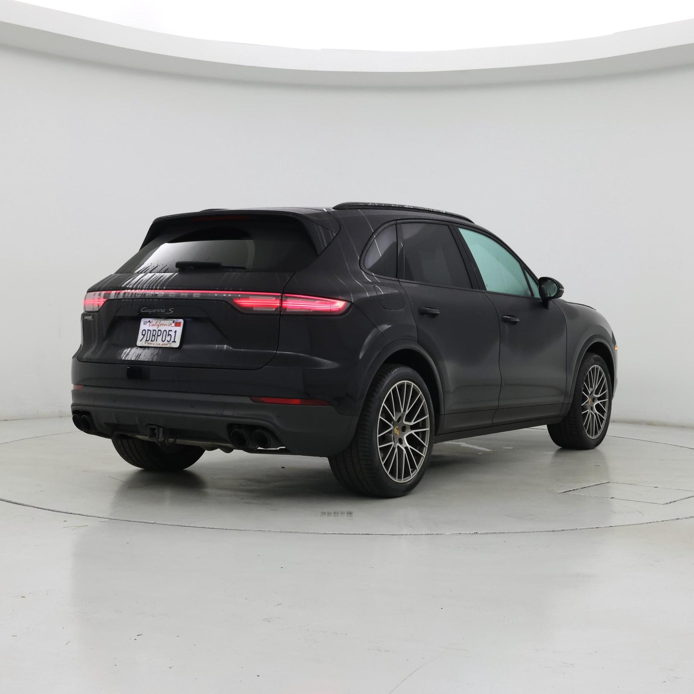 Thumbnail: 2022 Porsche Cayenne - 8