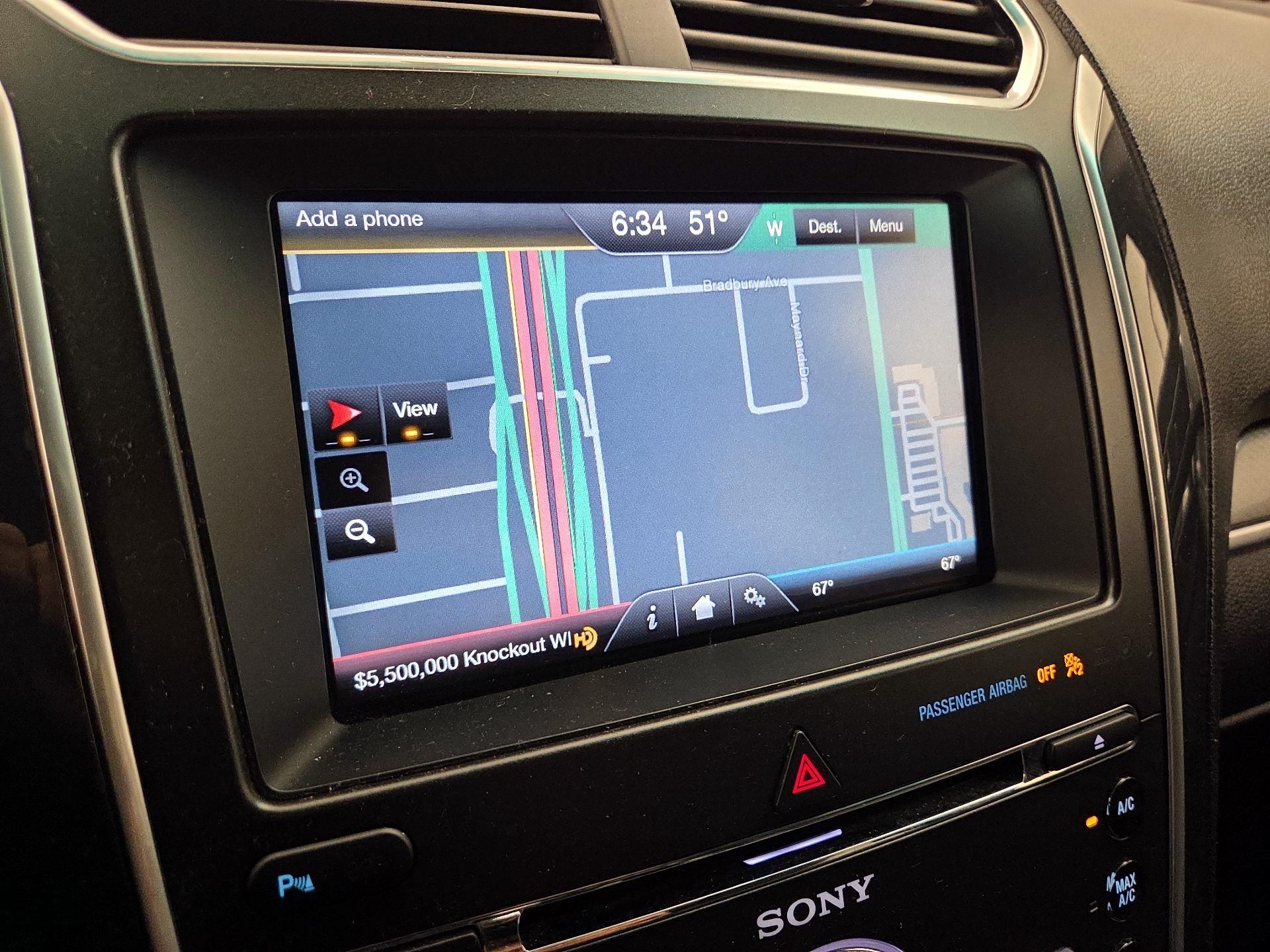 Thumbnail: 2016 Ford Explorer - 14