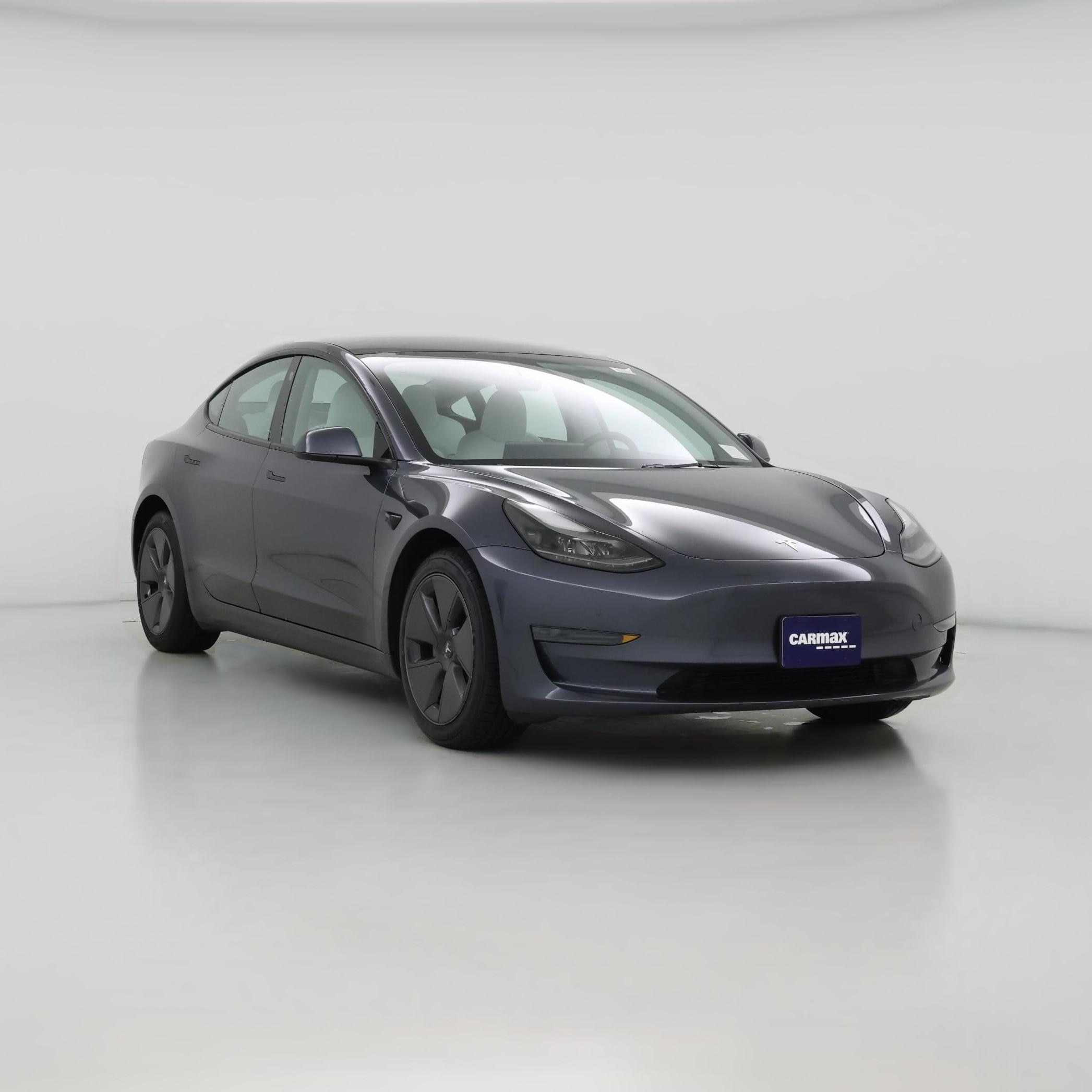 Thumbnail: 2023 Tesla Model 3 - 1