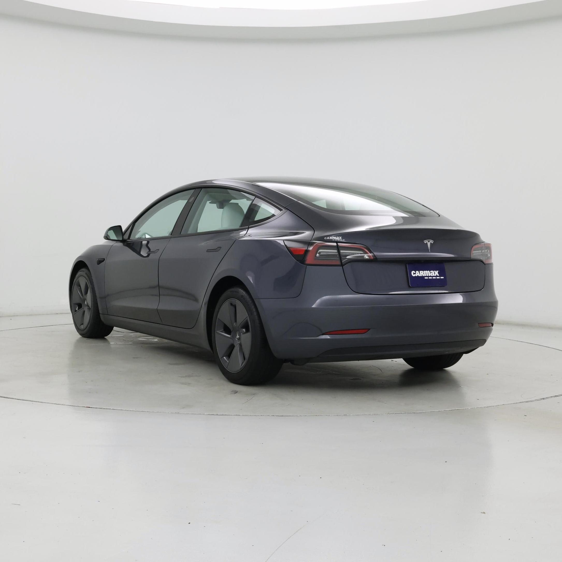 Thumbnail: 2023 Tesla Model 3 - 2