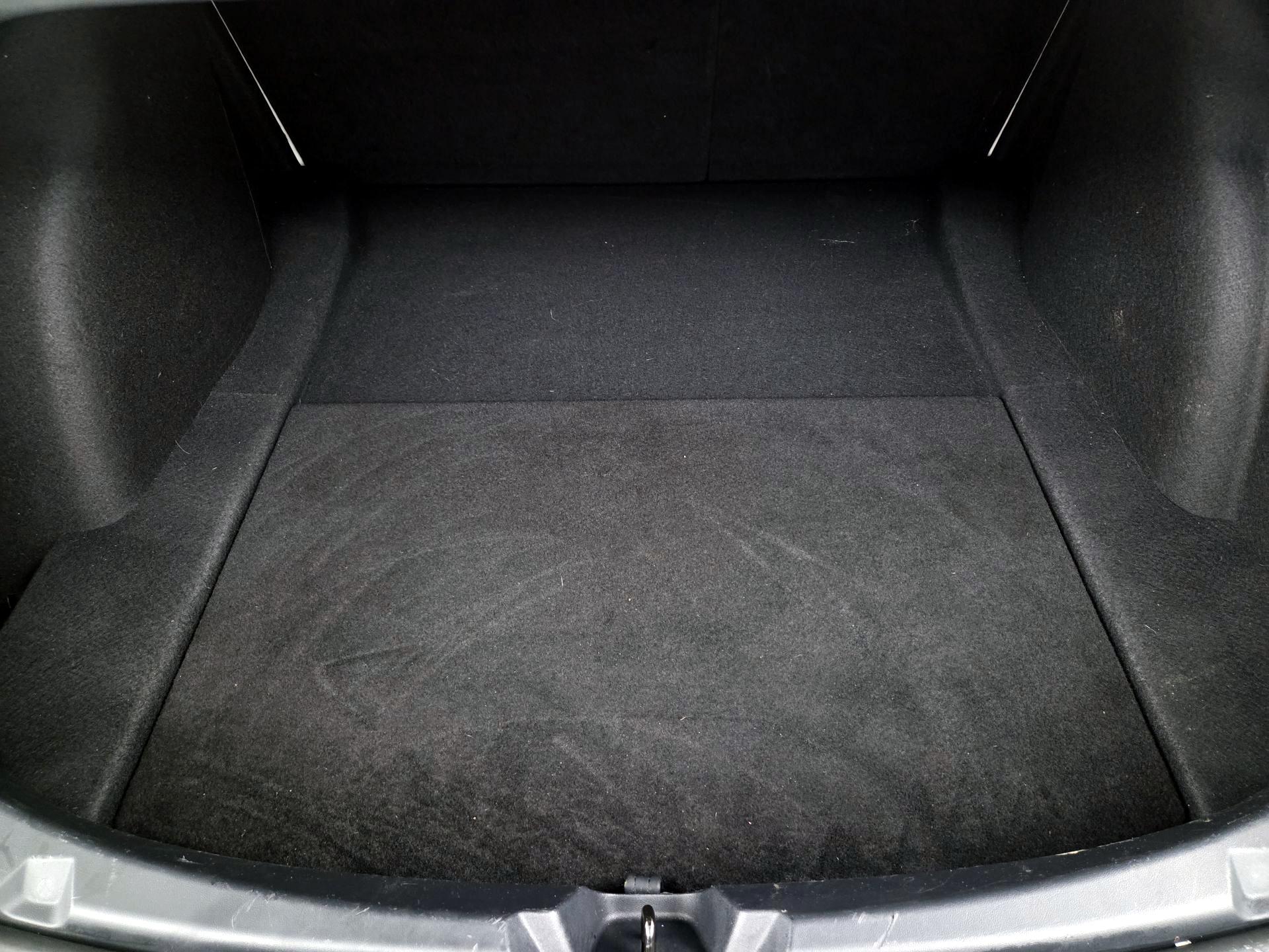 Thumbnail: 2023 Tesla Model 3 - 19