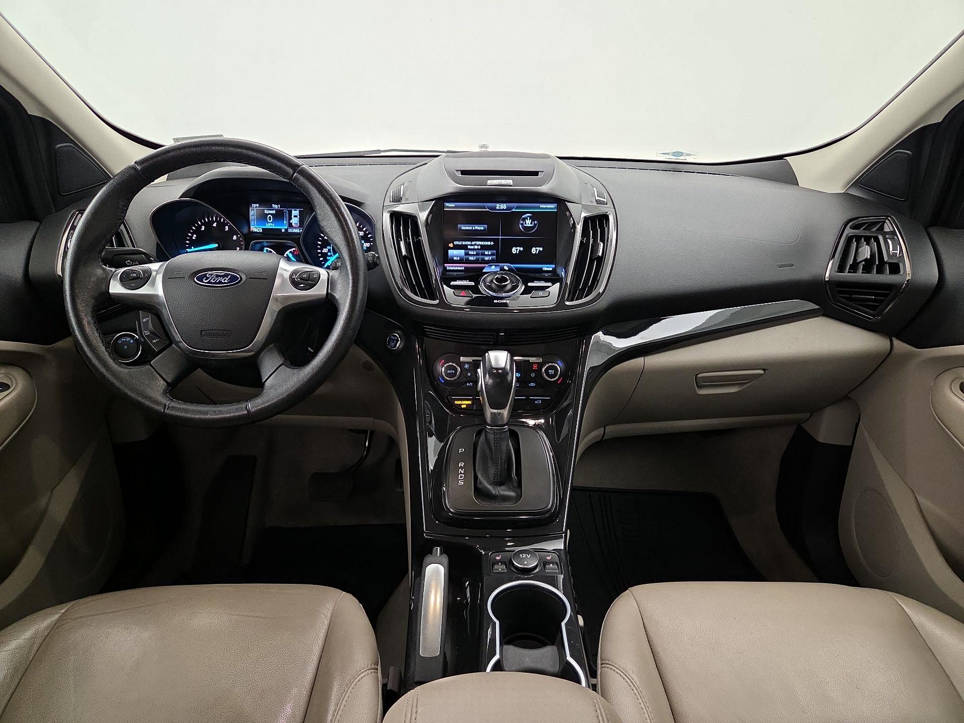 Thumbnail: 2015 Ford Escape - 9