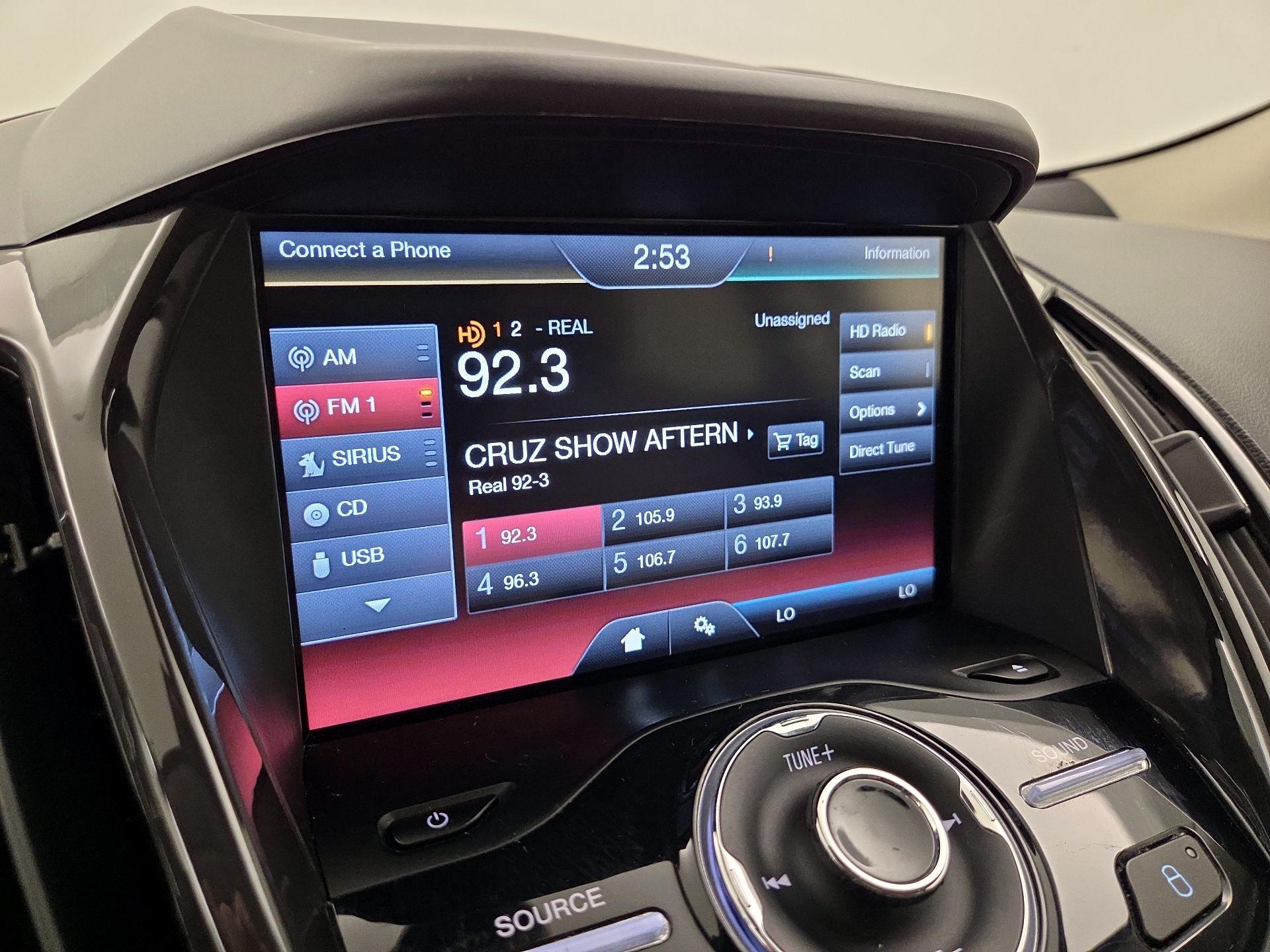 Thumbnail: 2015 Ford Escape - 15