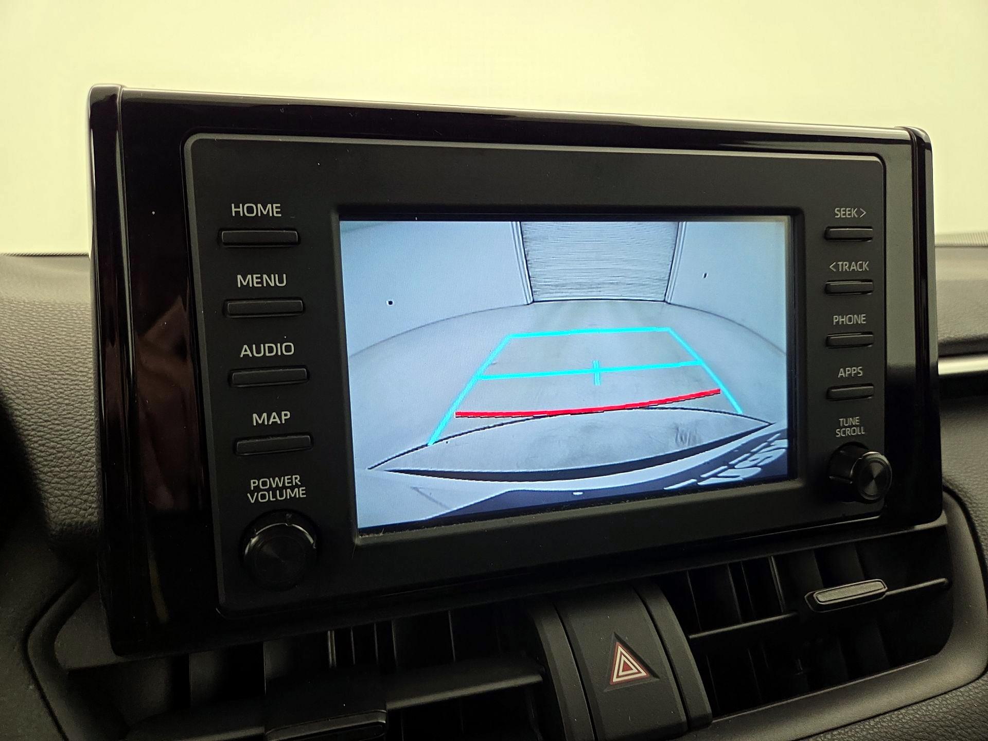 Thumbnail: 2019 Toyota RAV4 - 14