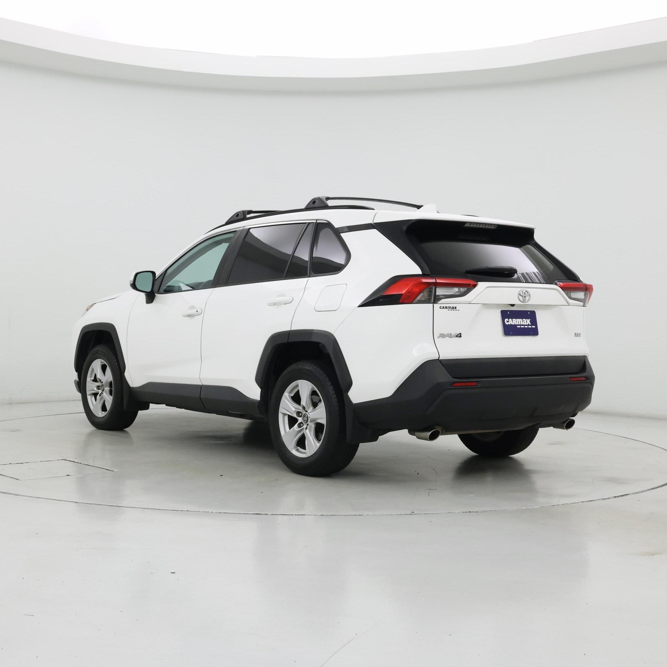 Thumbnail: 2019 Toyota RAV4 - 2
