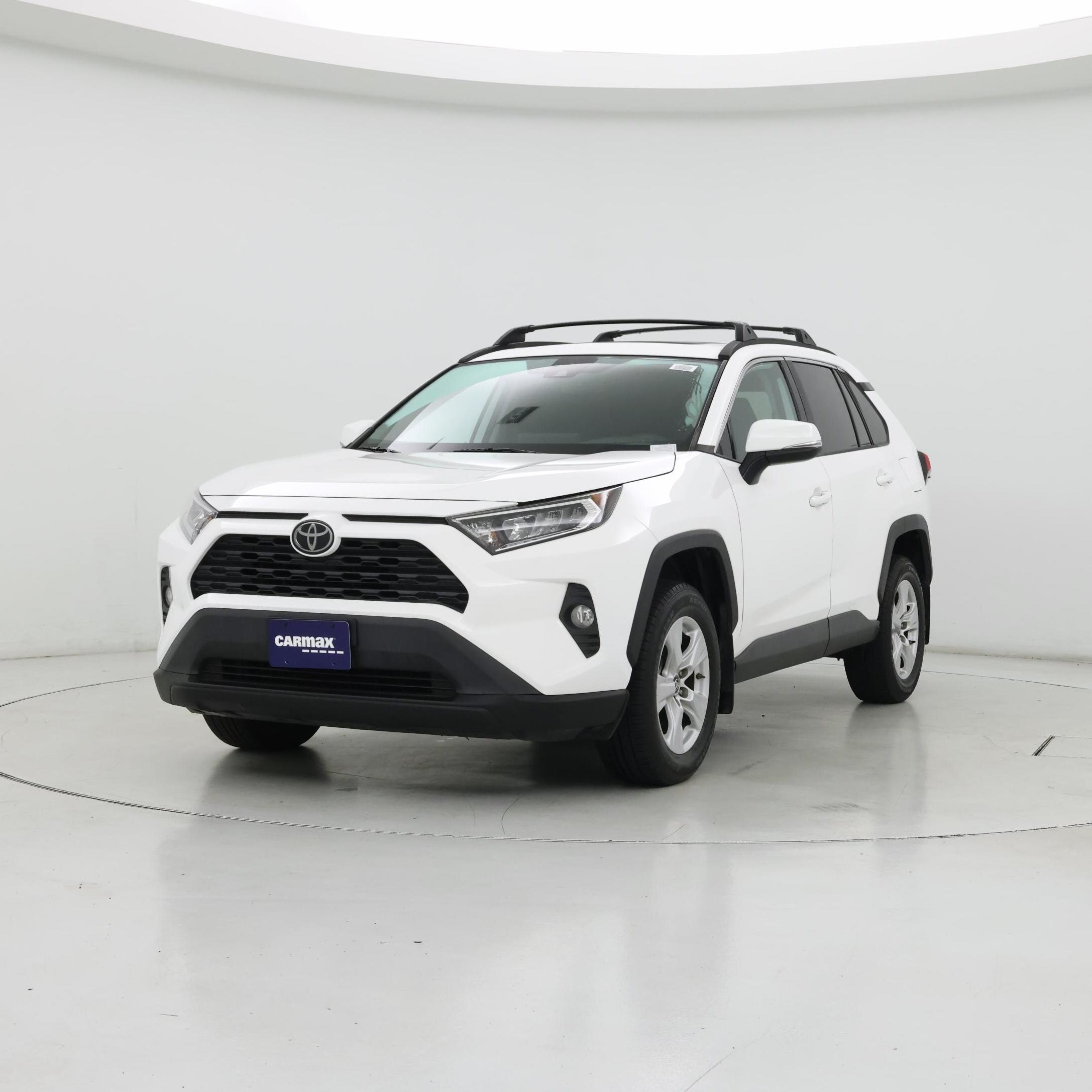 Thumbnail: 2019 Toyota RAV4 - 4