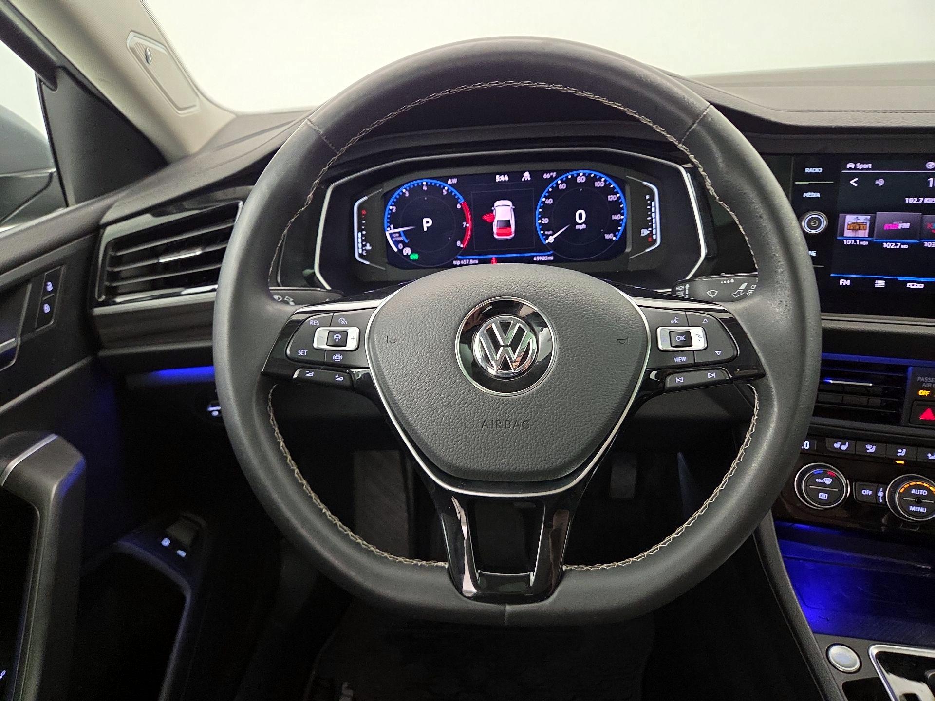 Thumbnail: 2021 Volkswagen Jetta - 10