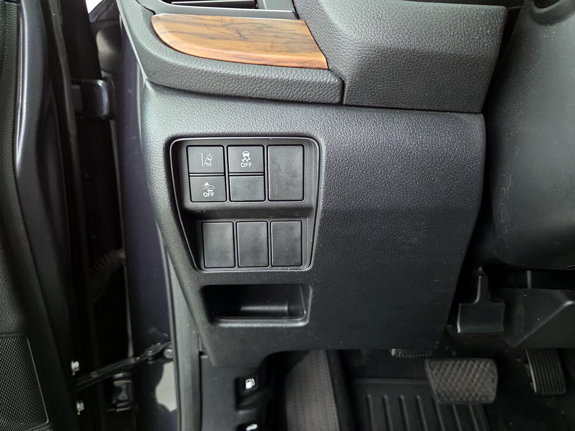 Thumbnail: 2019 Honda CR-V - 13