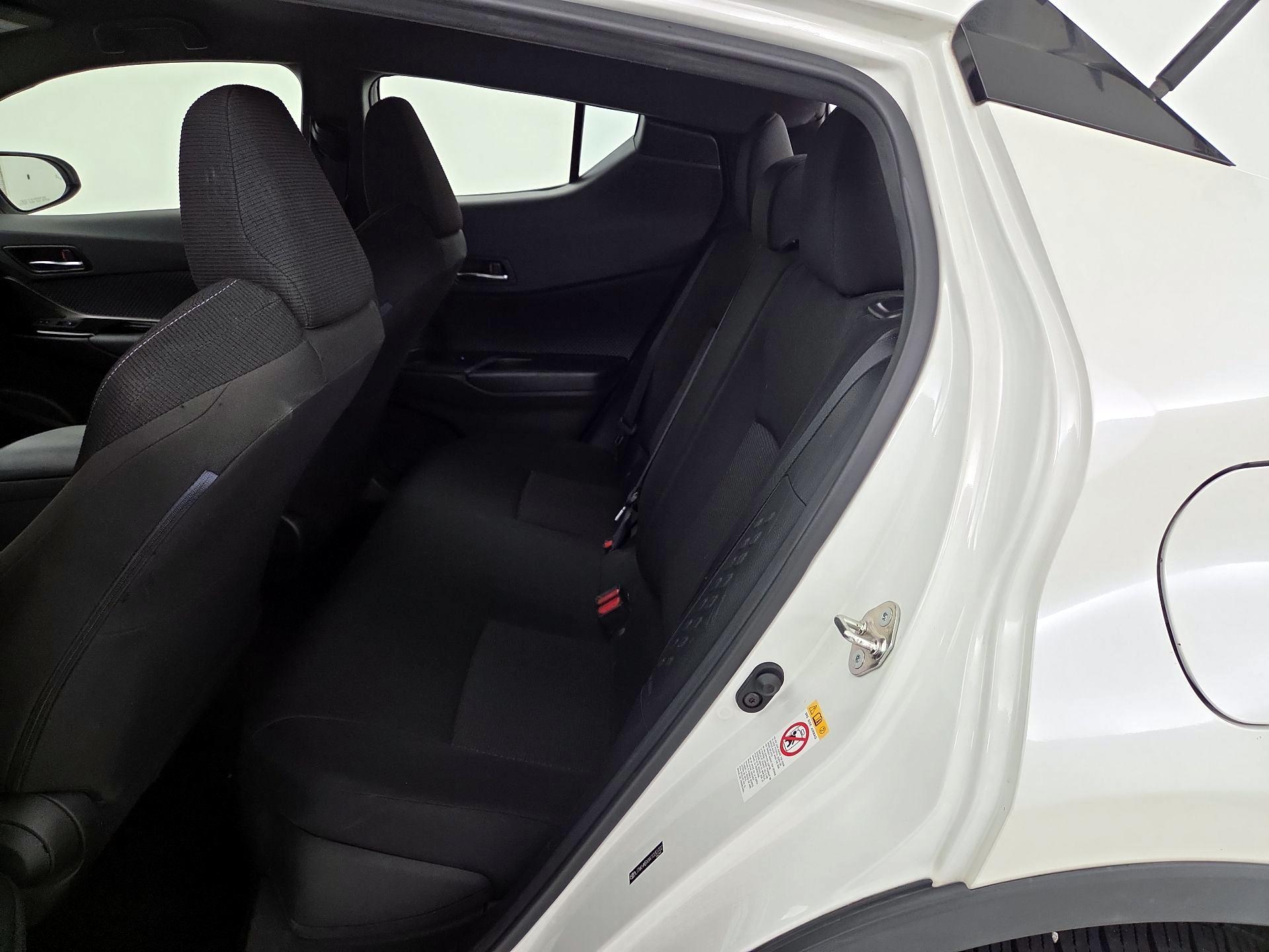 Thumbnail: 2019 Toyota C-HR - 19