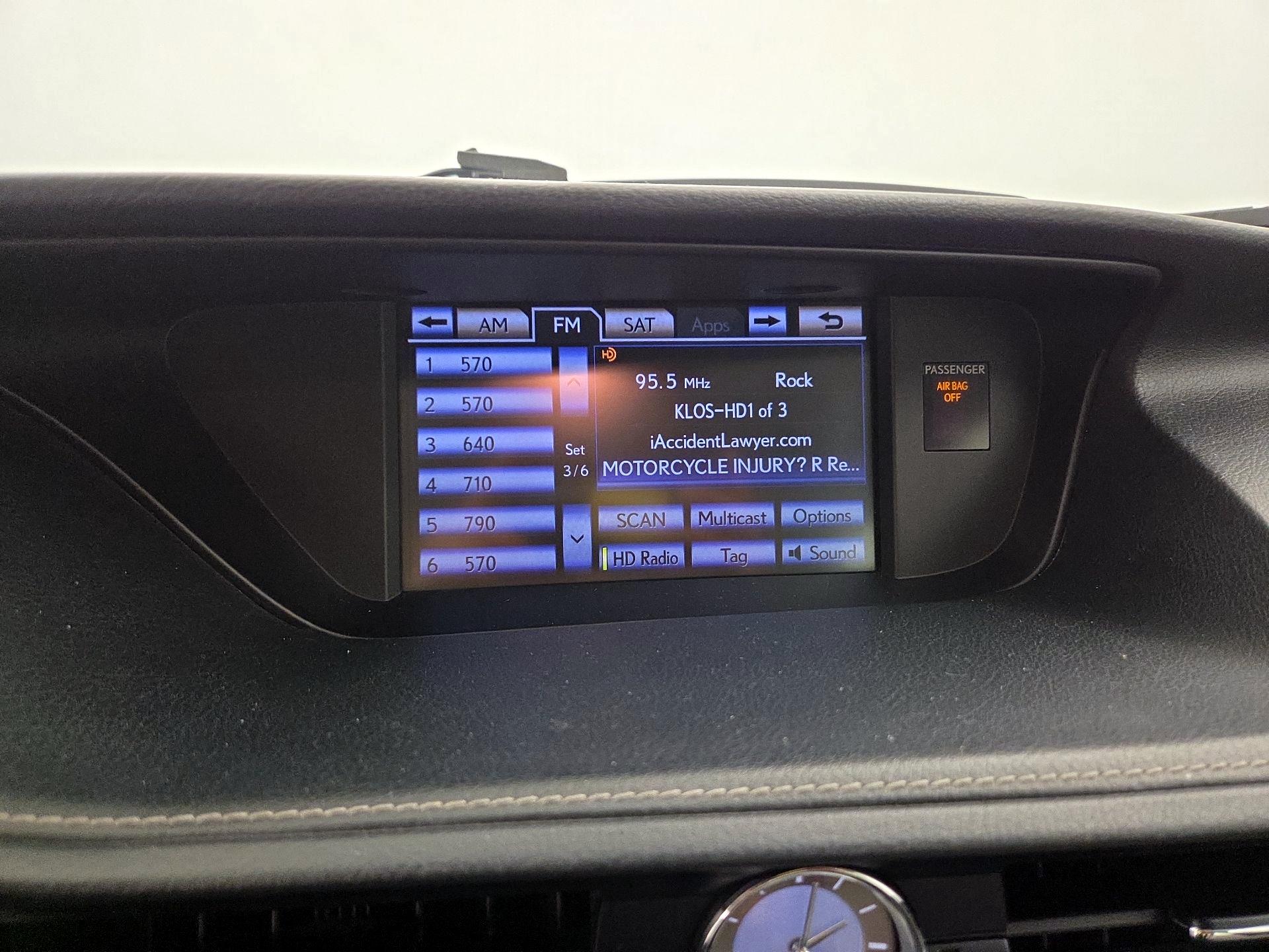 Thumbnail: 2014 Lexus ES - 16