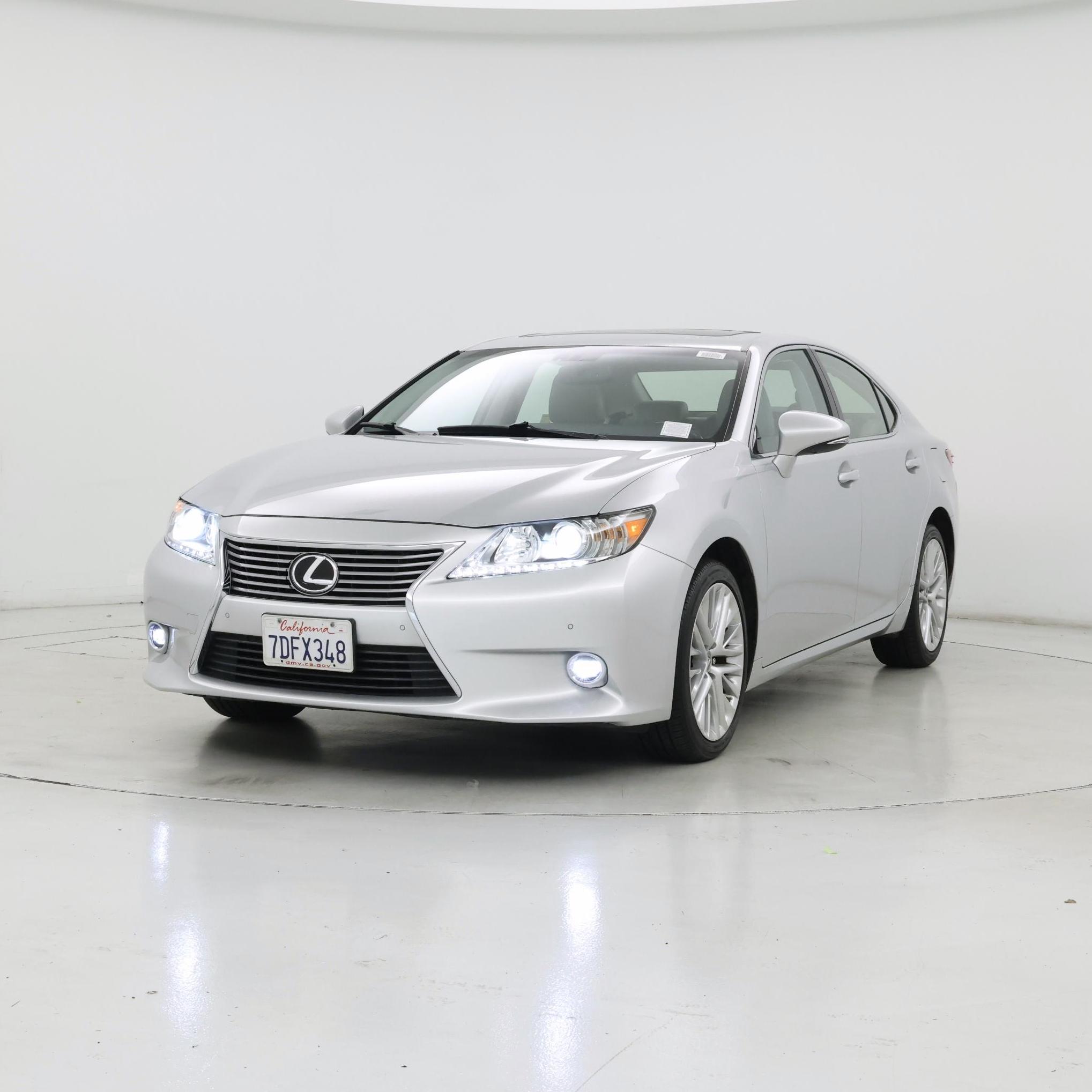 Thumbnail: 2014 Lexus ES - 4