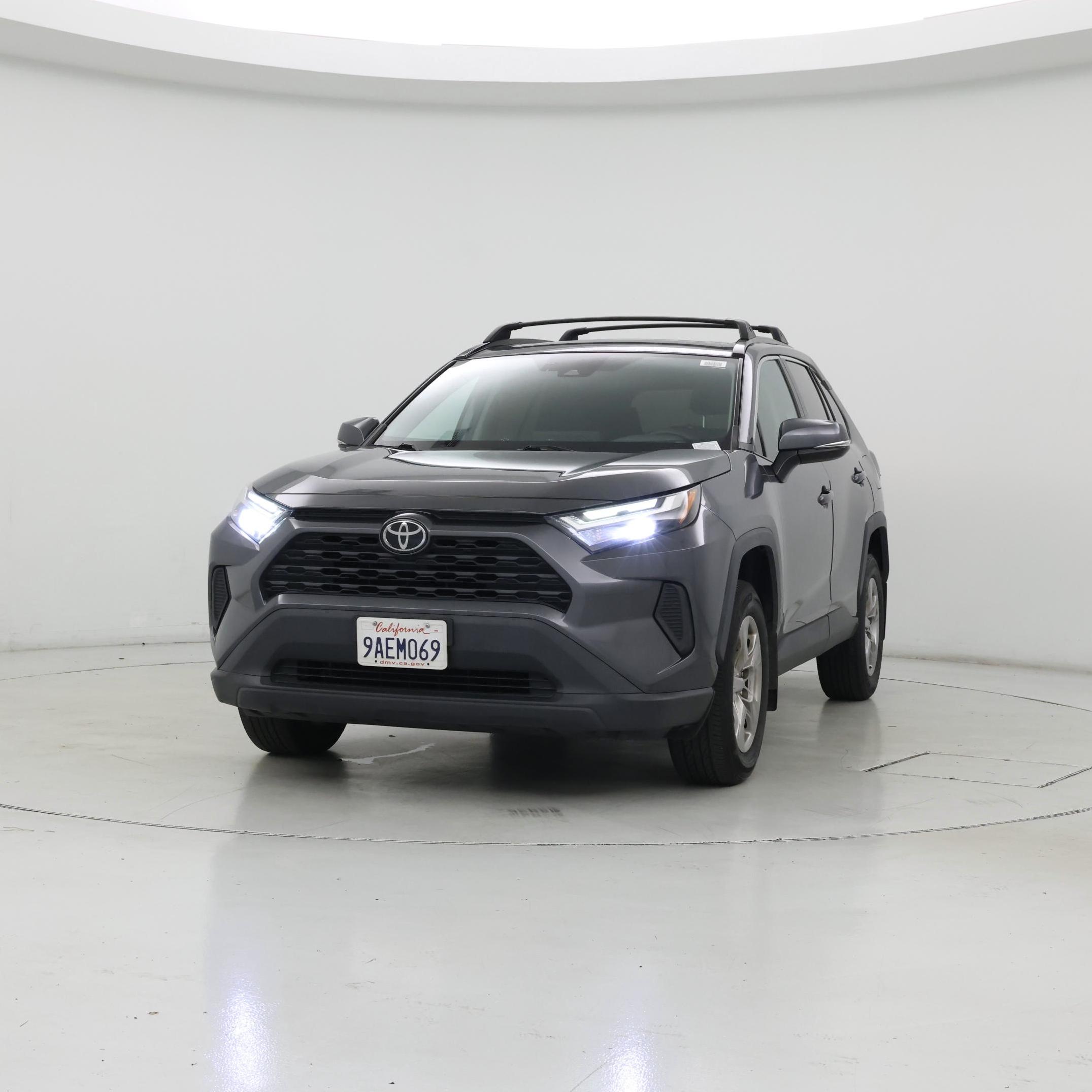 Thumbnail: 2022 Toyota RAV4 - 4