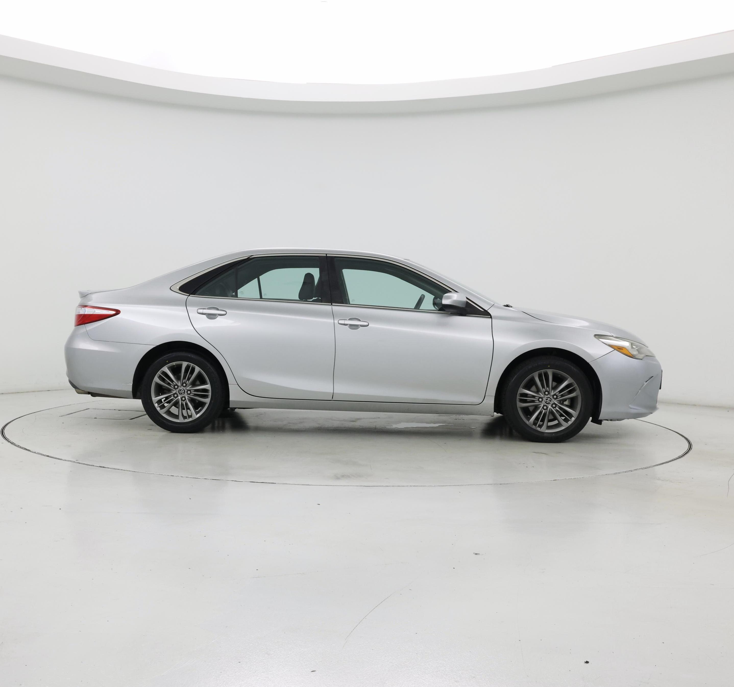 Thumbnail: 2015 Toyota Camry - 7