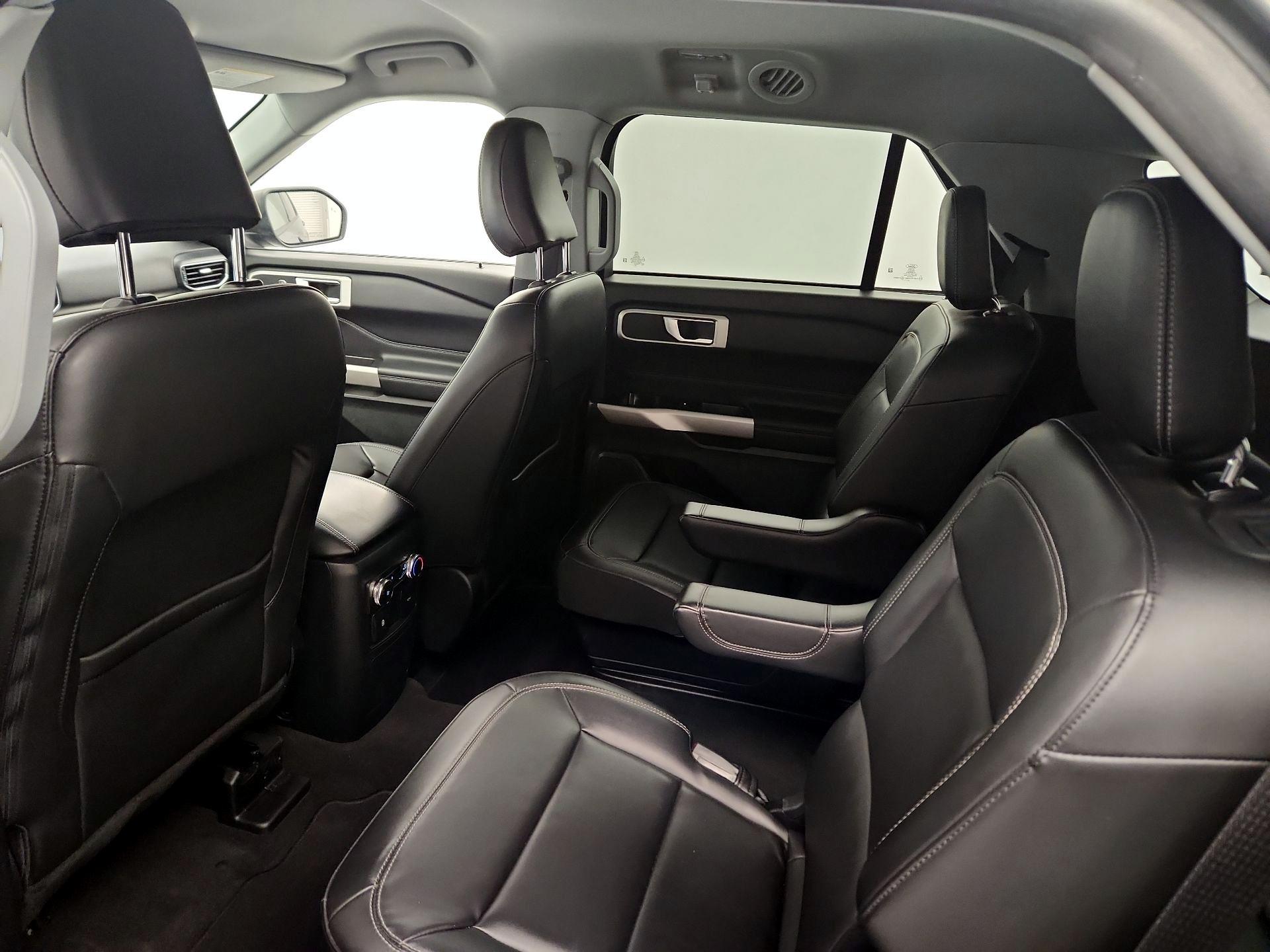 Thumbnail: 2022 Ford Explorer - 18