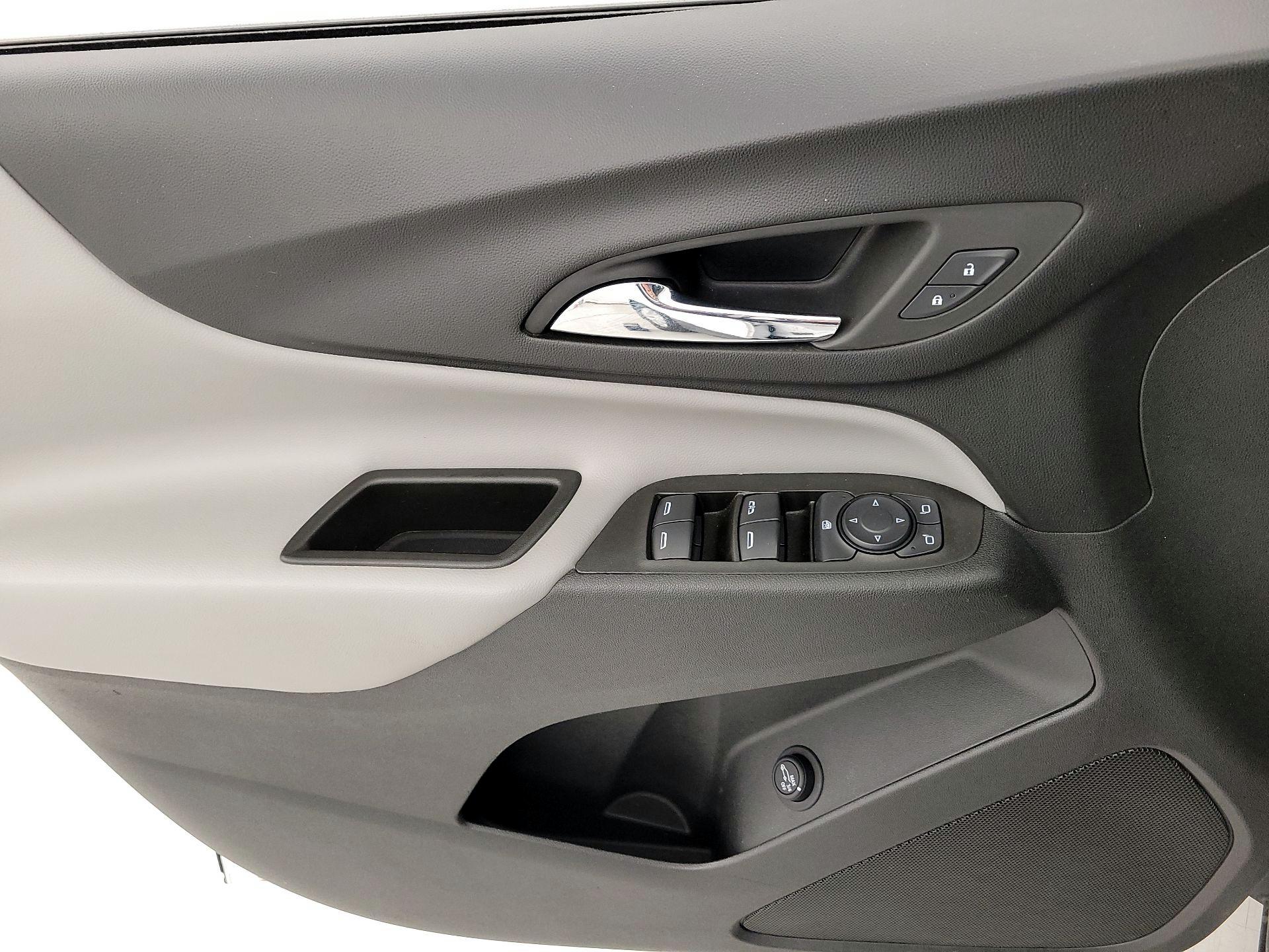 Thumbnail: 2022 Chevrolet Equinox - 12