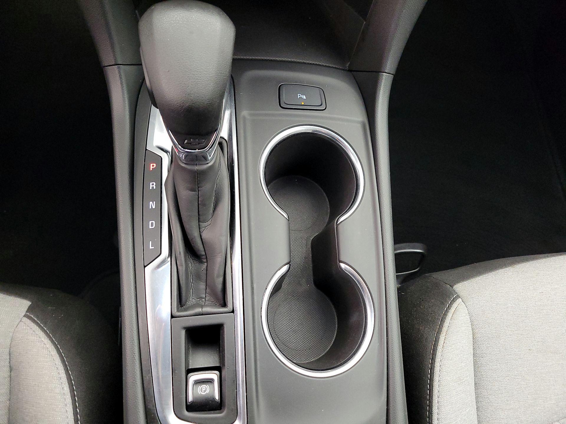 Thumbnail: 2022 Chevrolet Equinox - 17