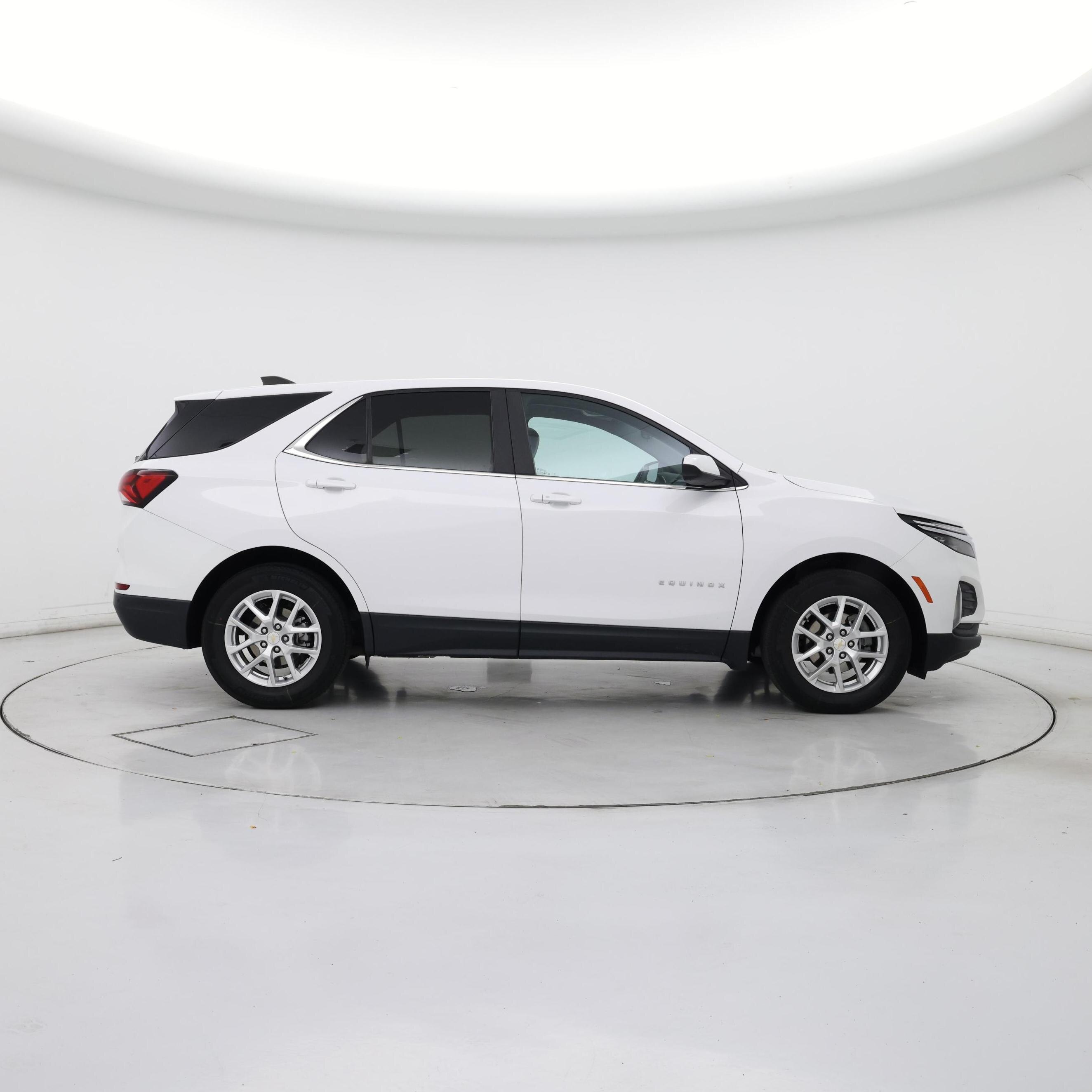 Thumbnail: 2022 Chevrolet Equinox - 7