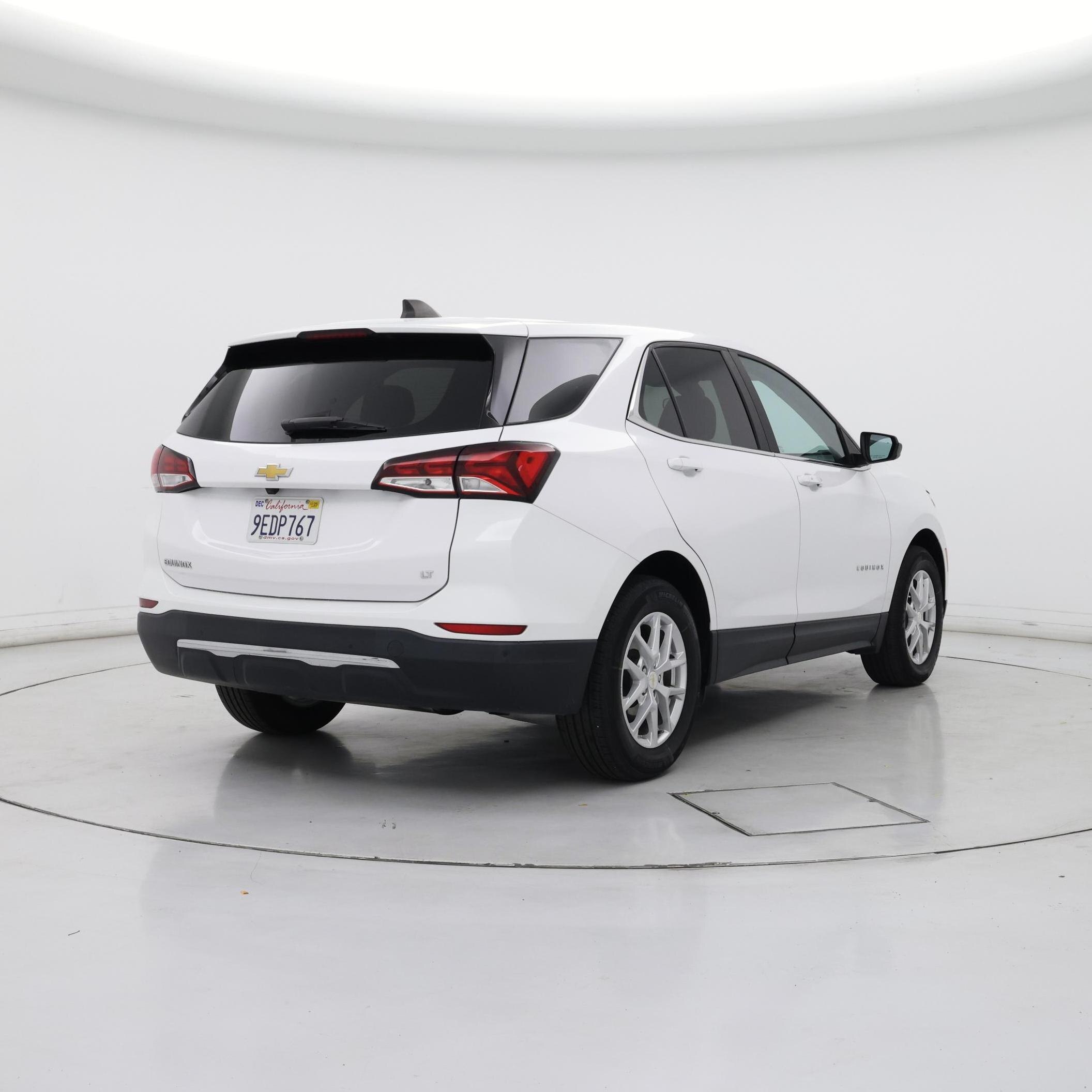 Thumbnail: 2022 Chevrolet Equinox - 8