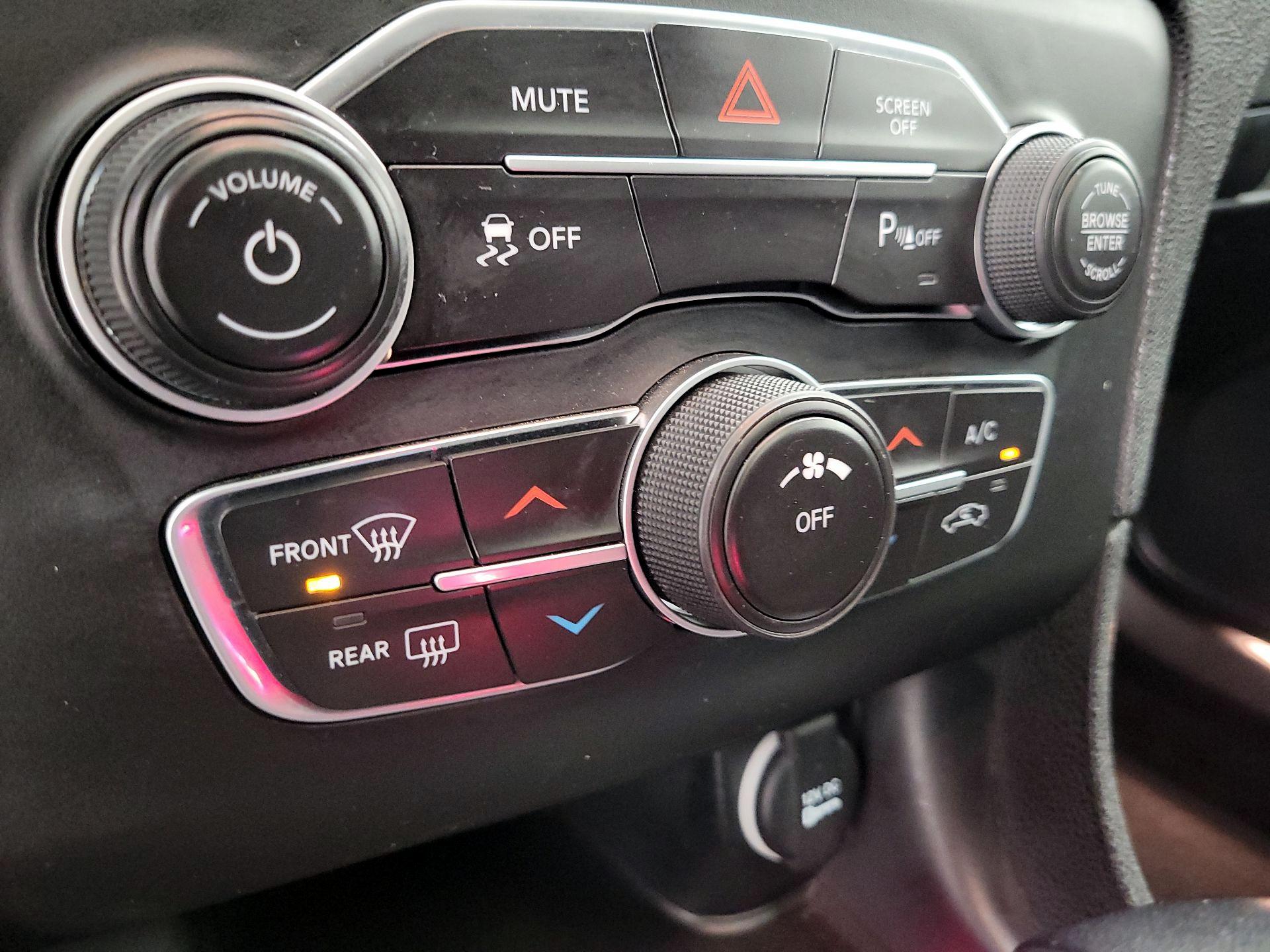 Thumbnail: 2023 Dodge Charger - 16