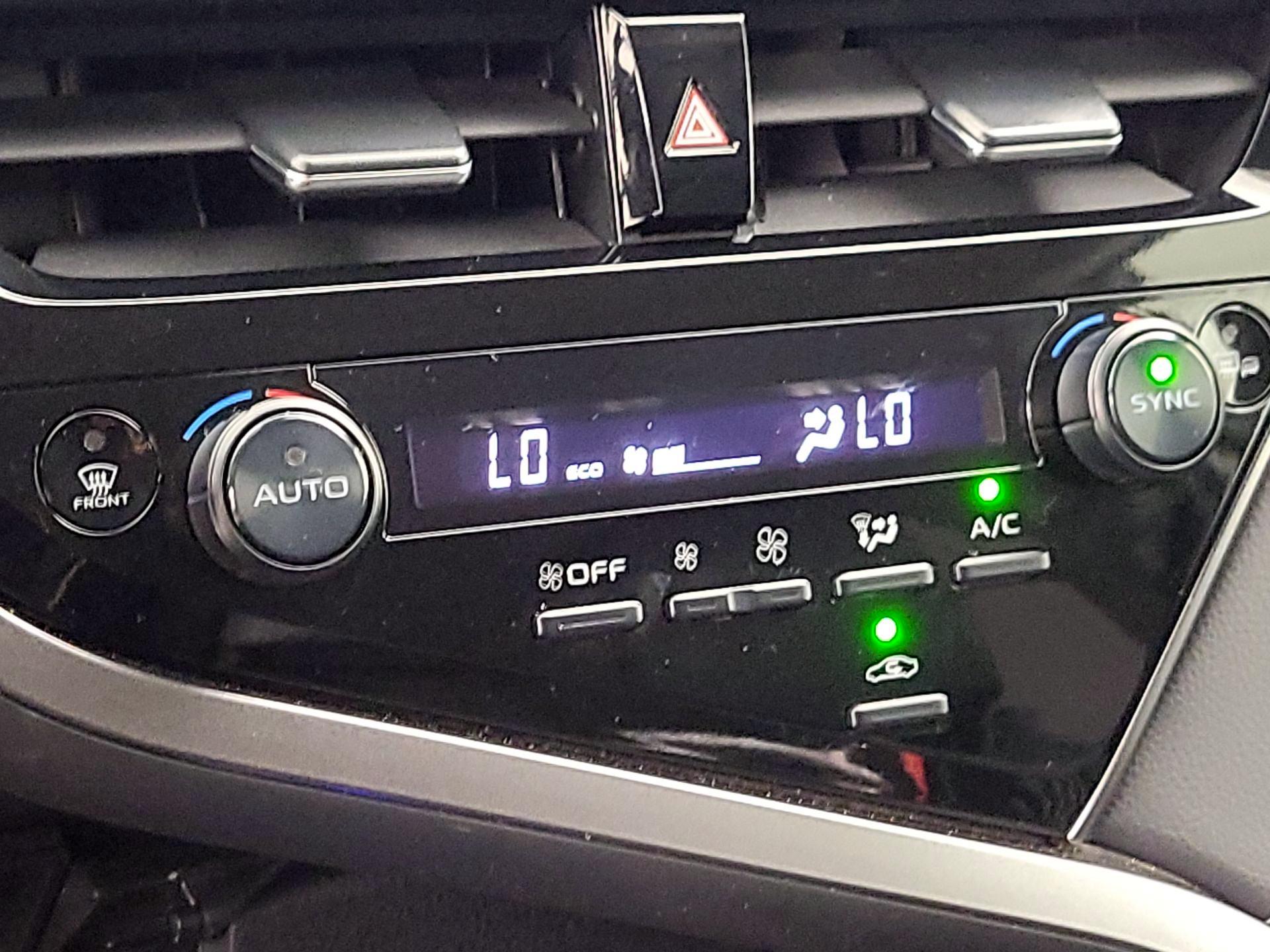 Thumbnail: 2023 Toyota Camry - 16