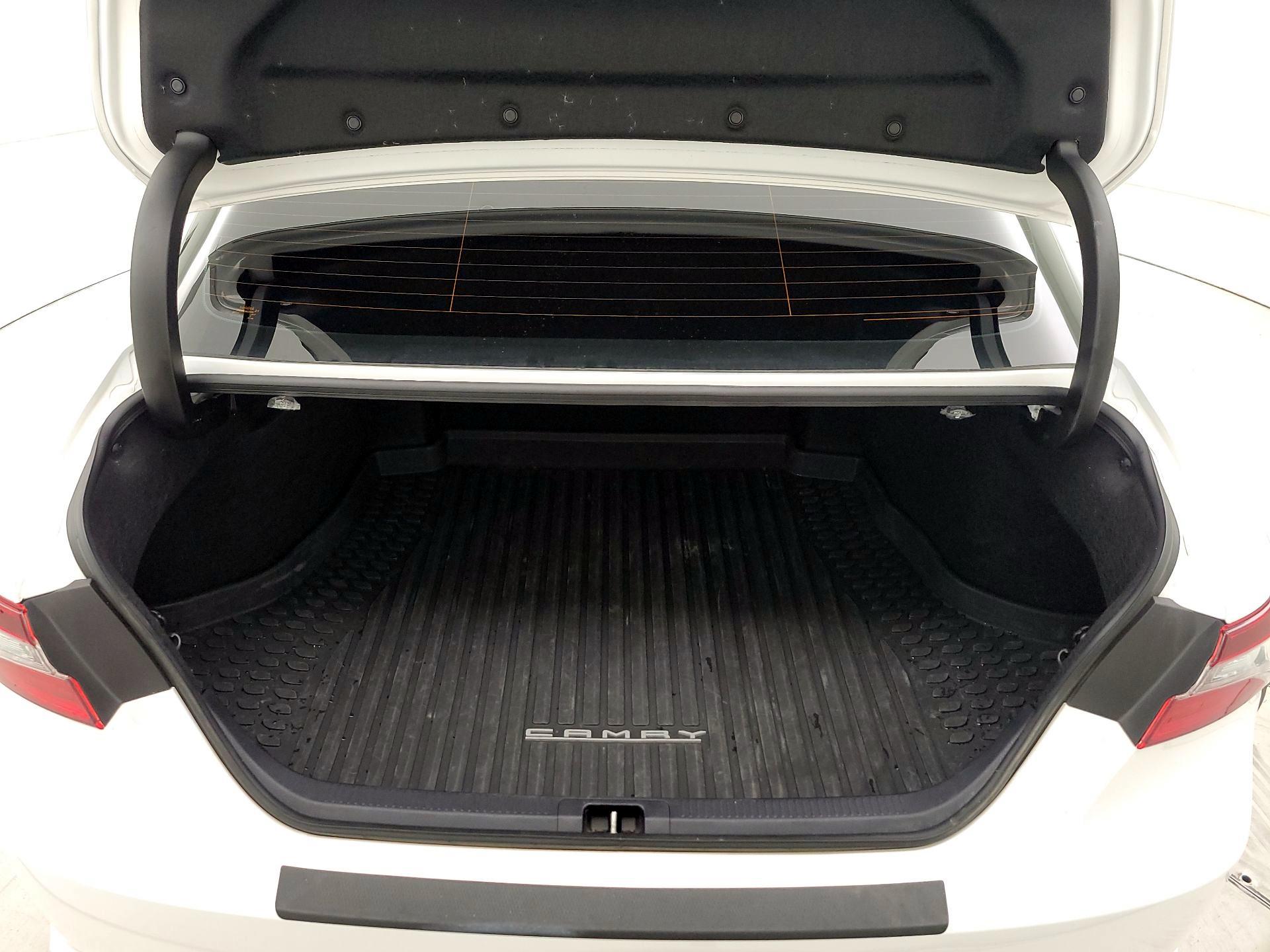 Thumbnail: 2023 Toyota Camry - 20