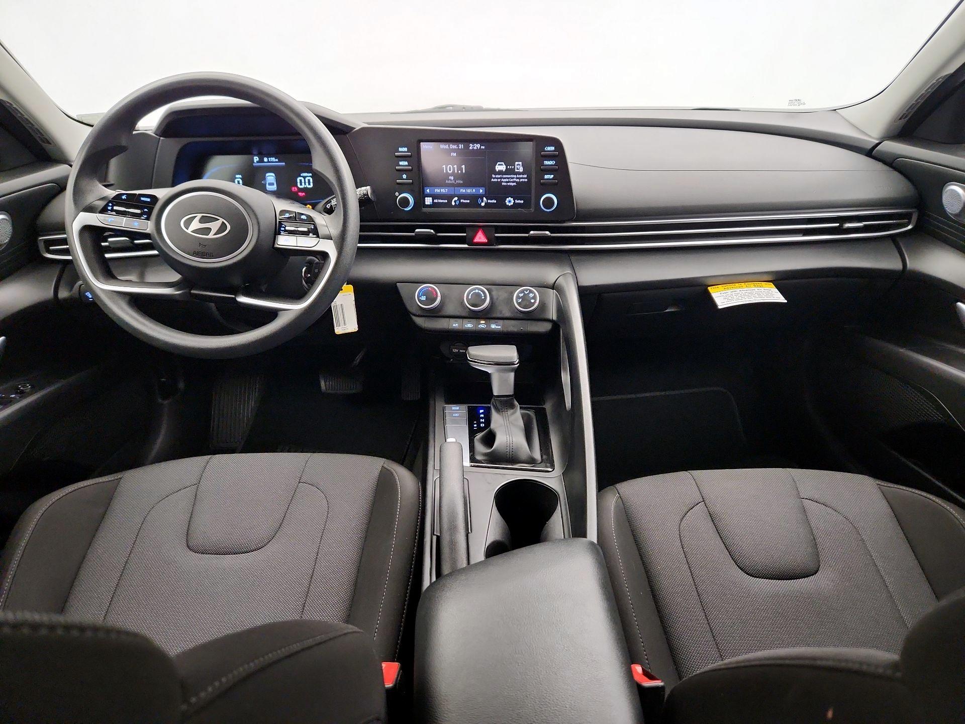 Thumbnail: 2024 Hyundai Elantra - 9