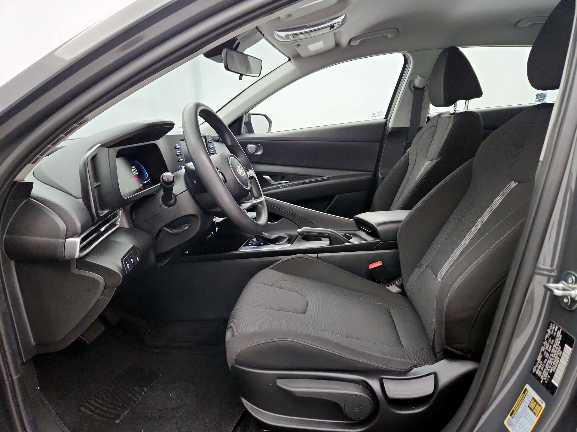 Thumbnail: 2024 Hyundai Elantra - 11