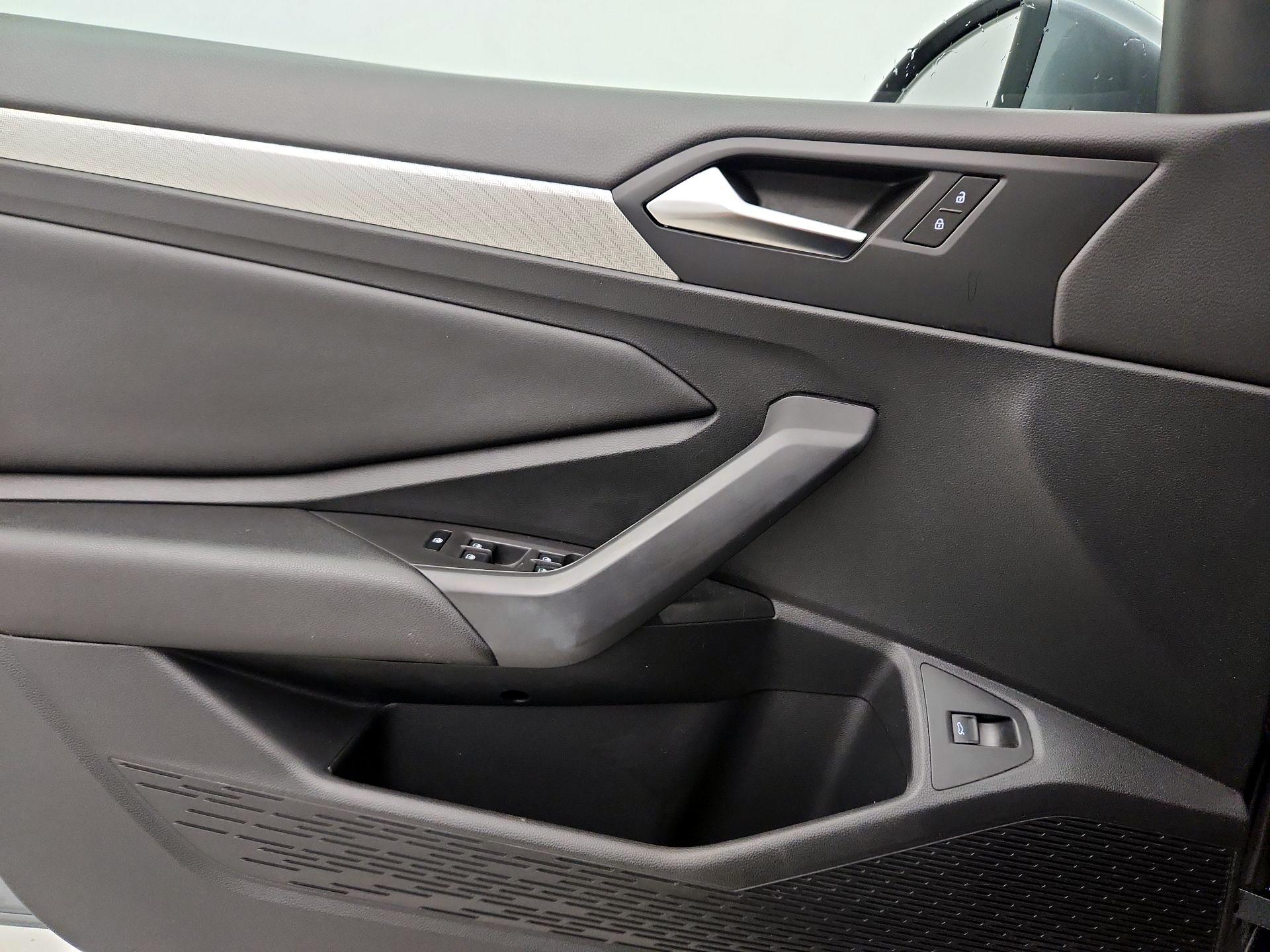 Thumbnail: 2020 Volkswagen Jetta - 12