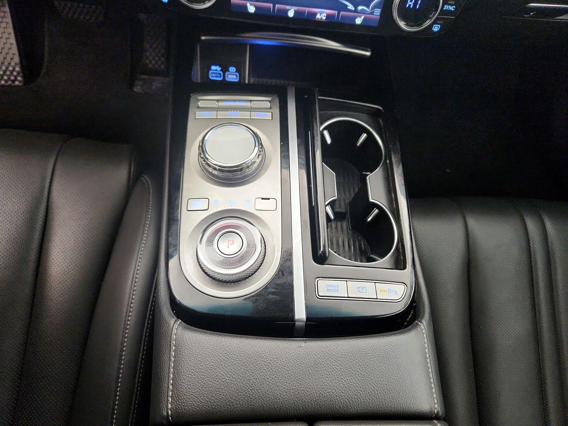 Thumbnail: 2023 Genesis G80 - 18