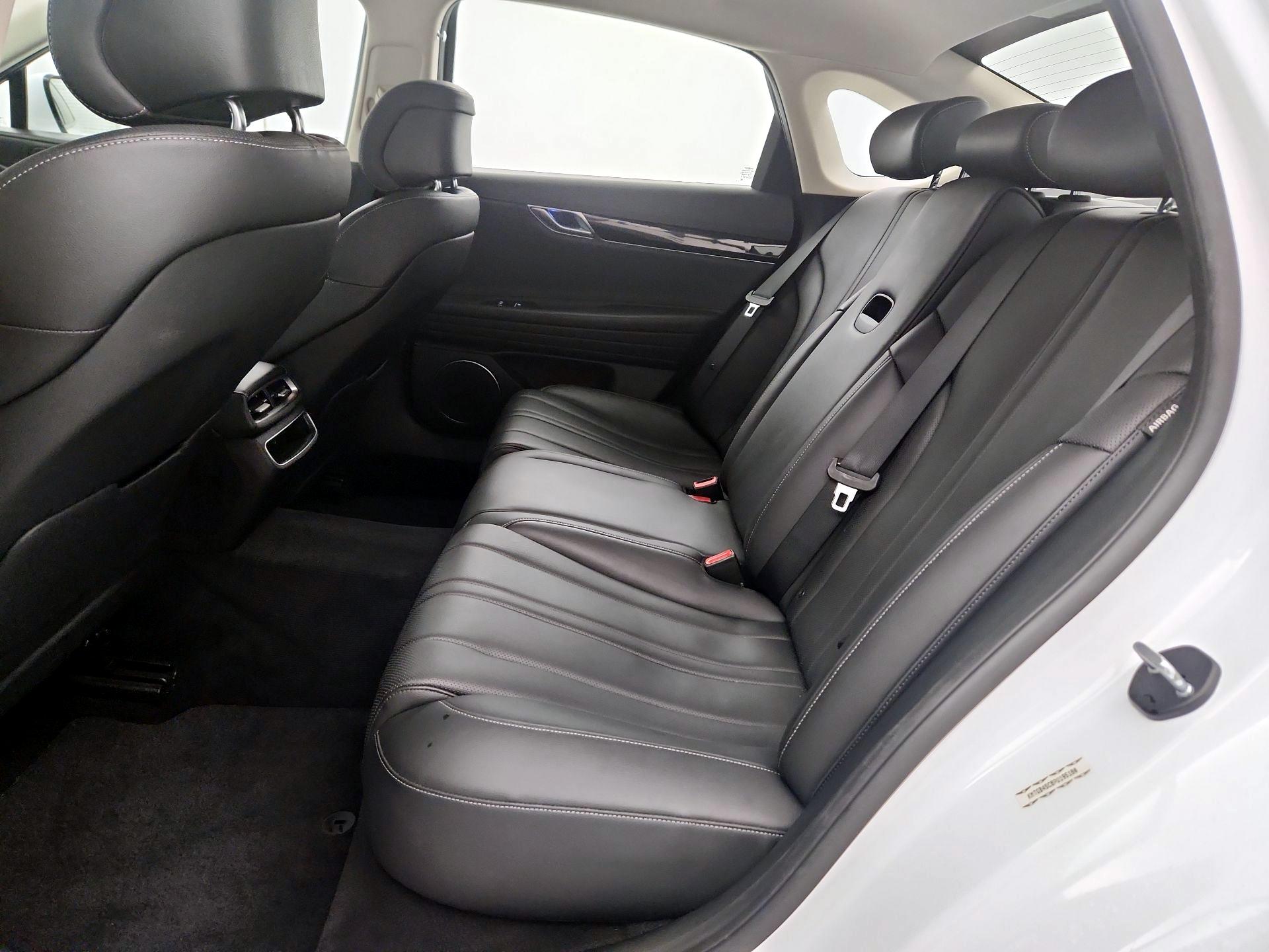 Thumbnail: 2023 Genesis G80 - 20