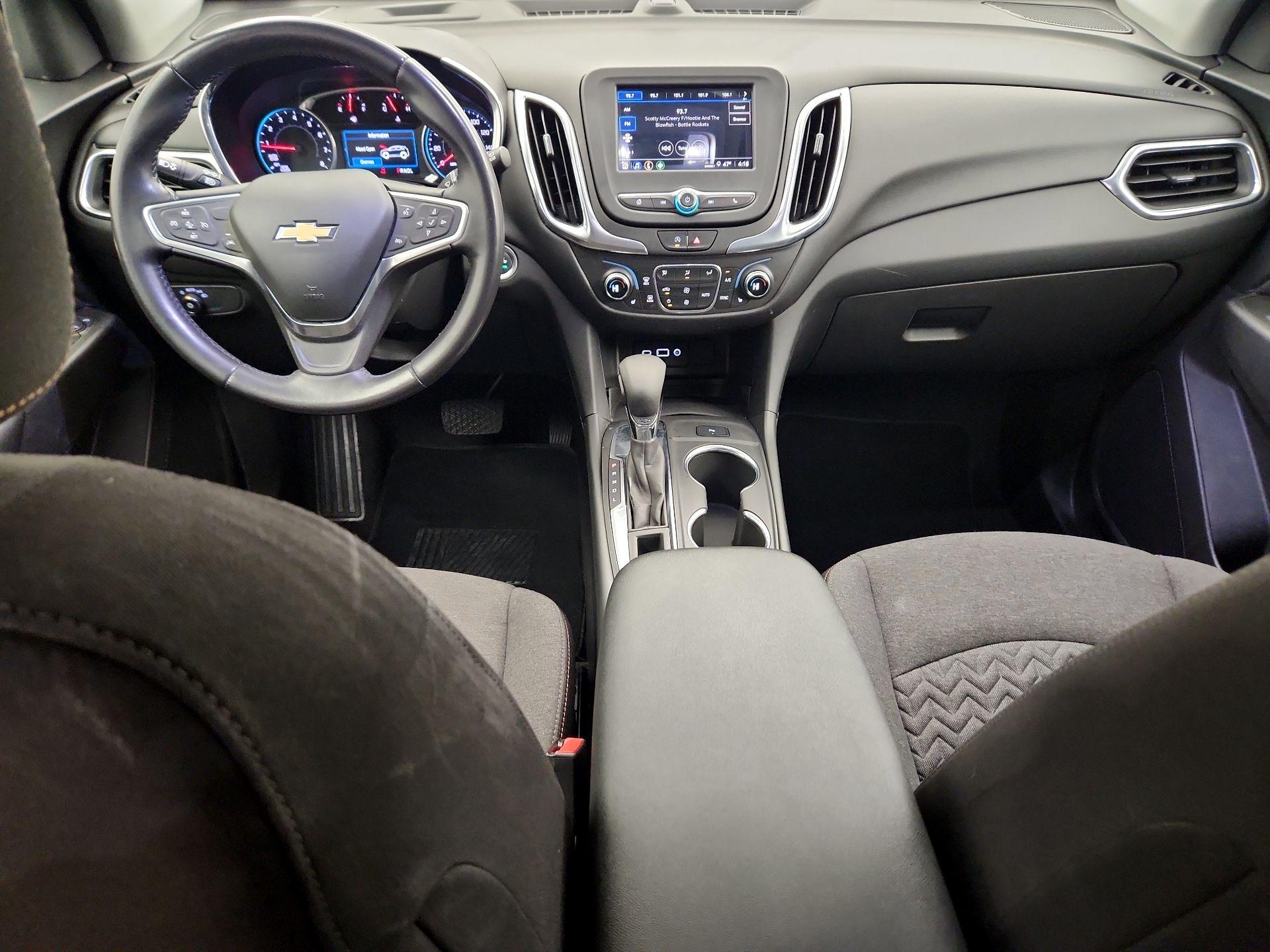 Thumbnail: 2022 Chevrolet Equinox - 9