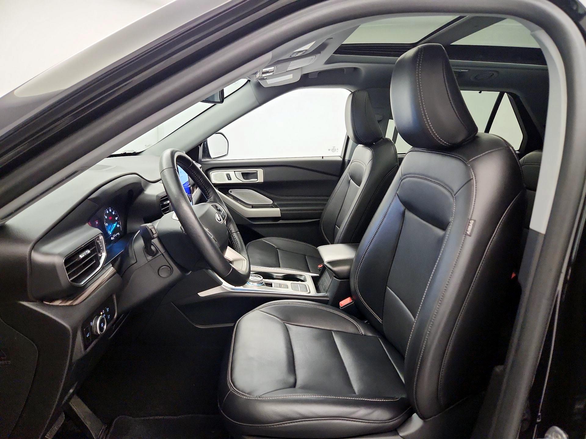 Thumbnail: 2023 Ford Explorer - 11