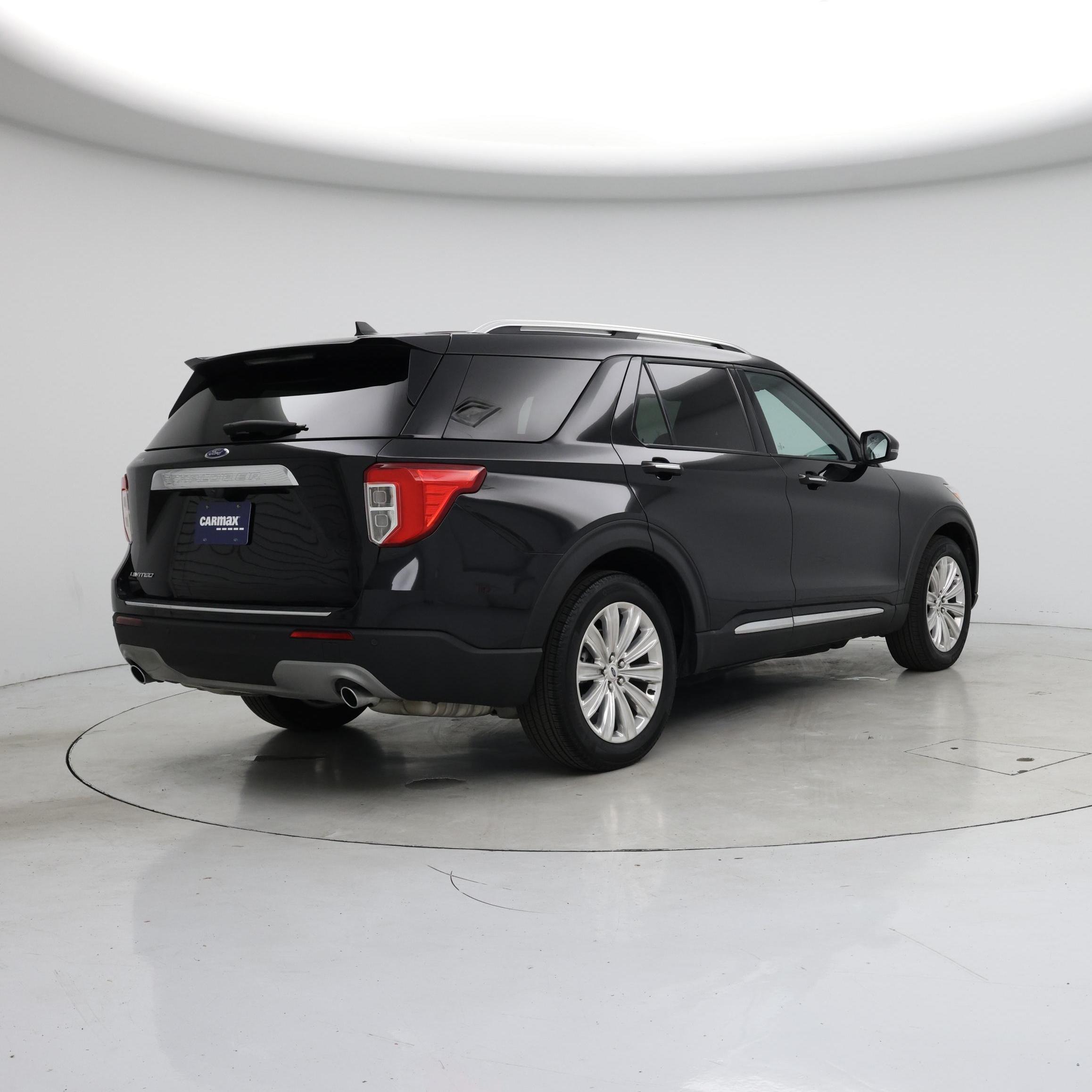 Thumbnail: 2023 Ford Explorer - 8