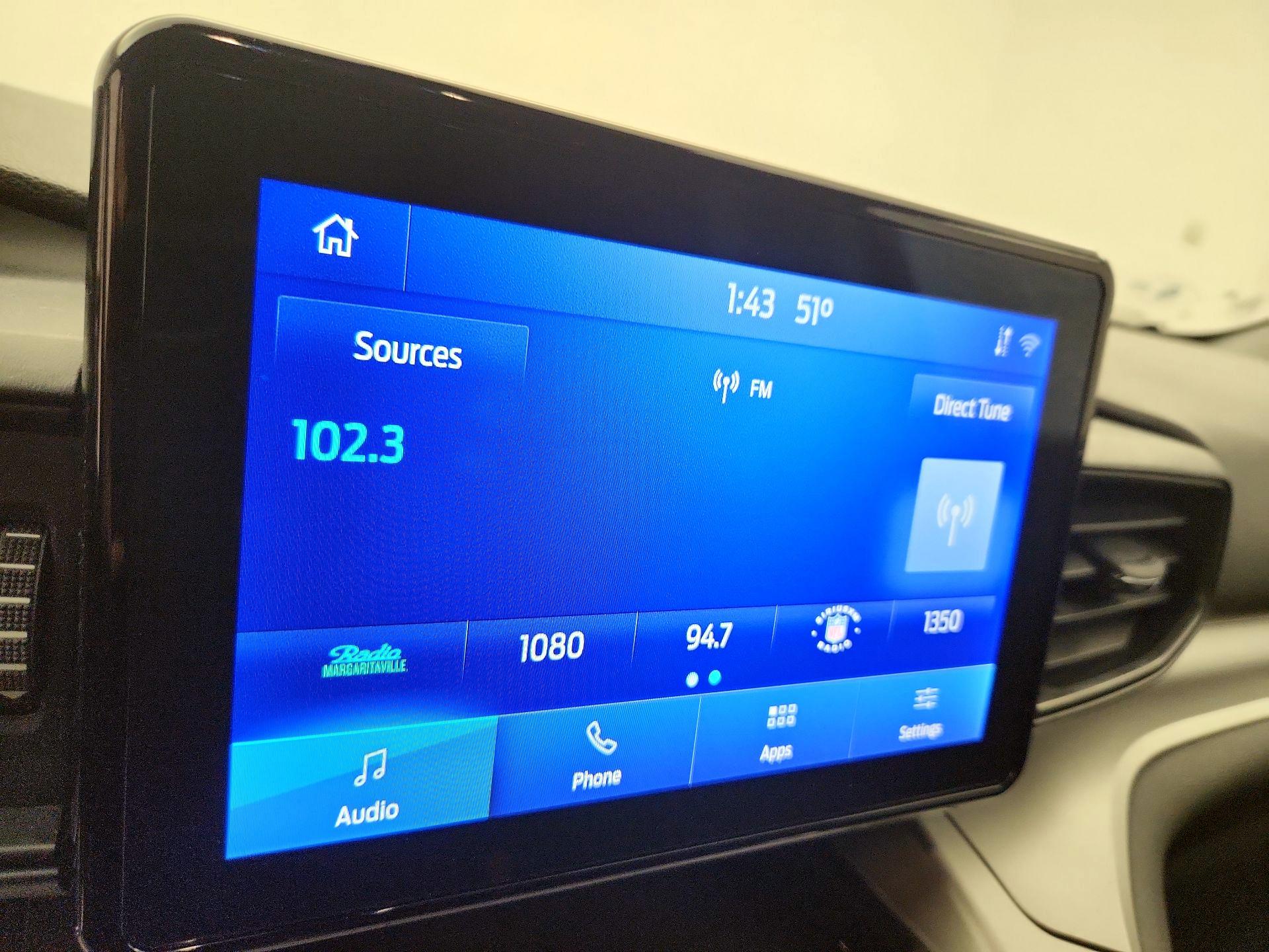 Thumbnail: 2022 Ford Explorer - 15