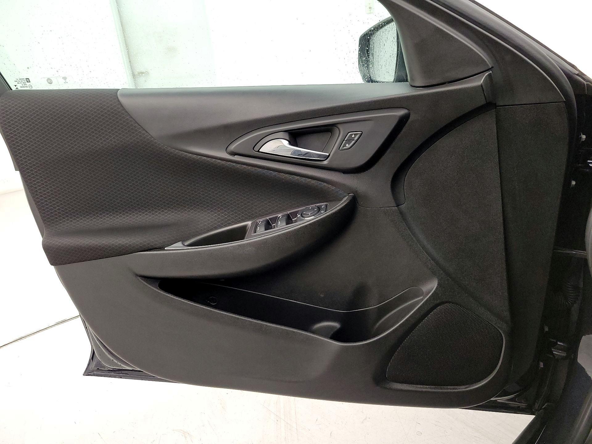 Thumbnail: 2023 Chevrolet Malibu - 12