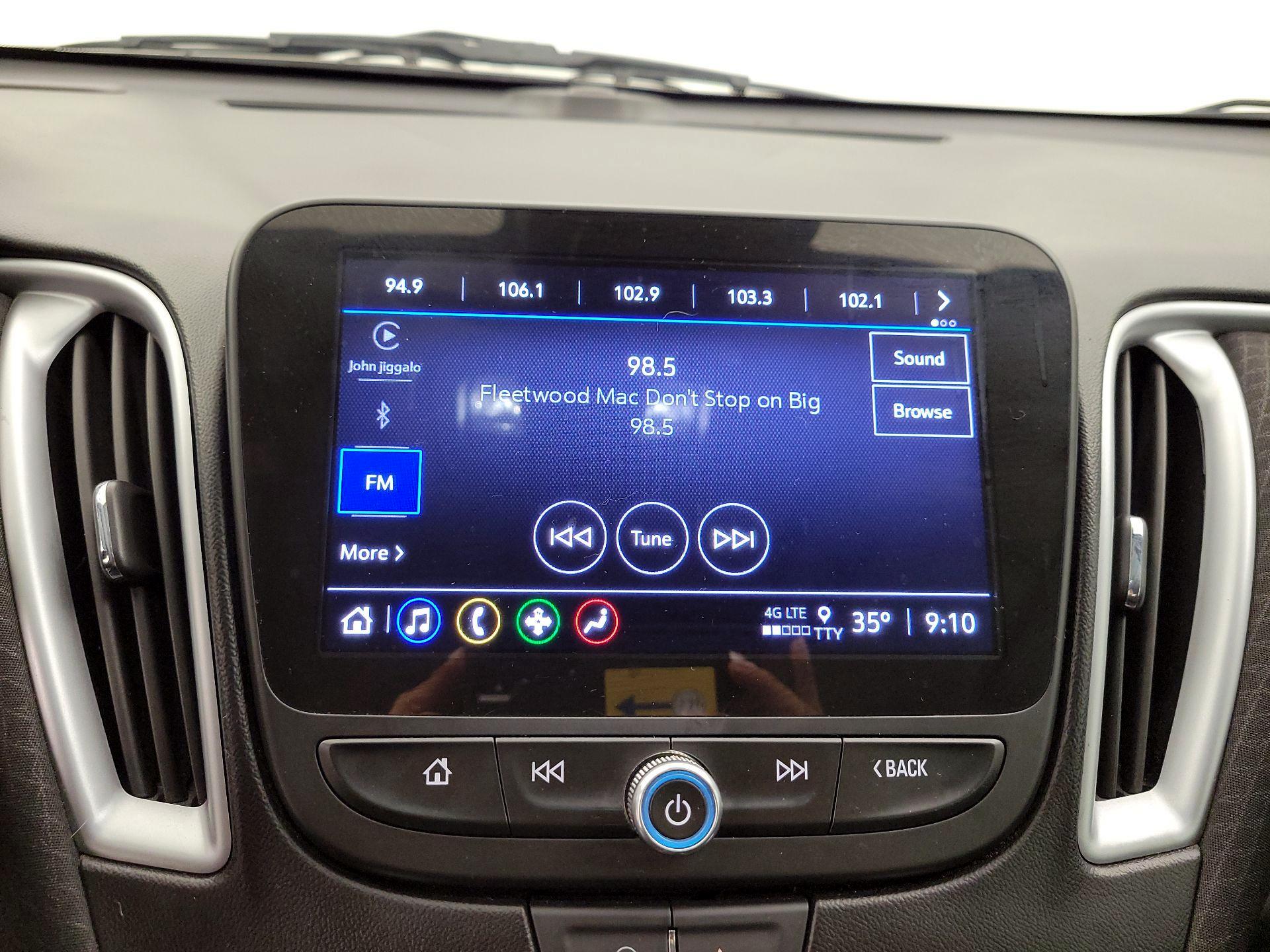 Thumbnail: 2023 Chevrolet Malibu - 15