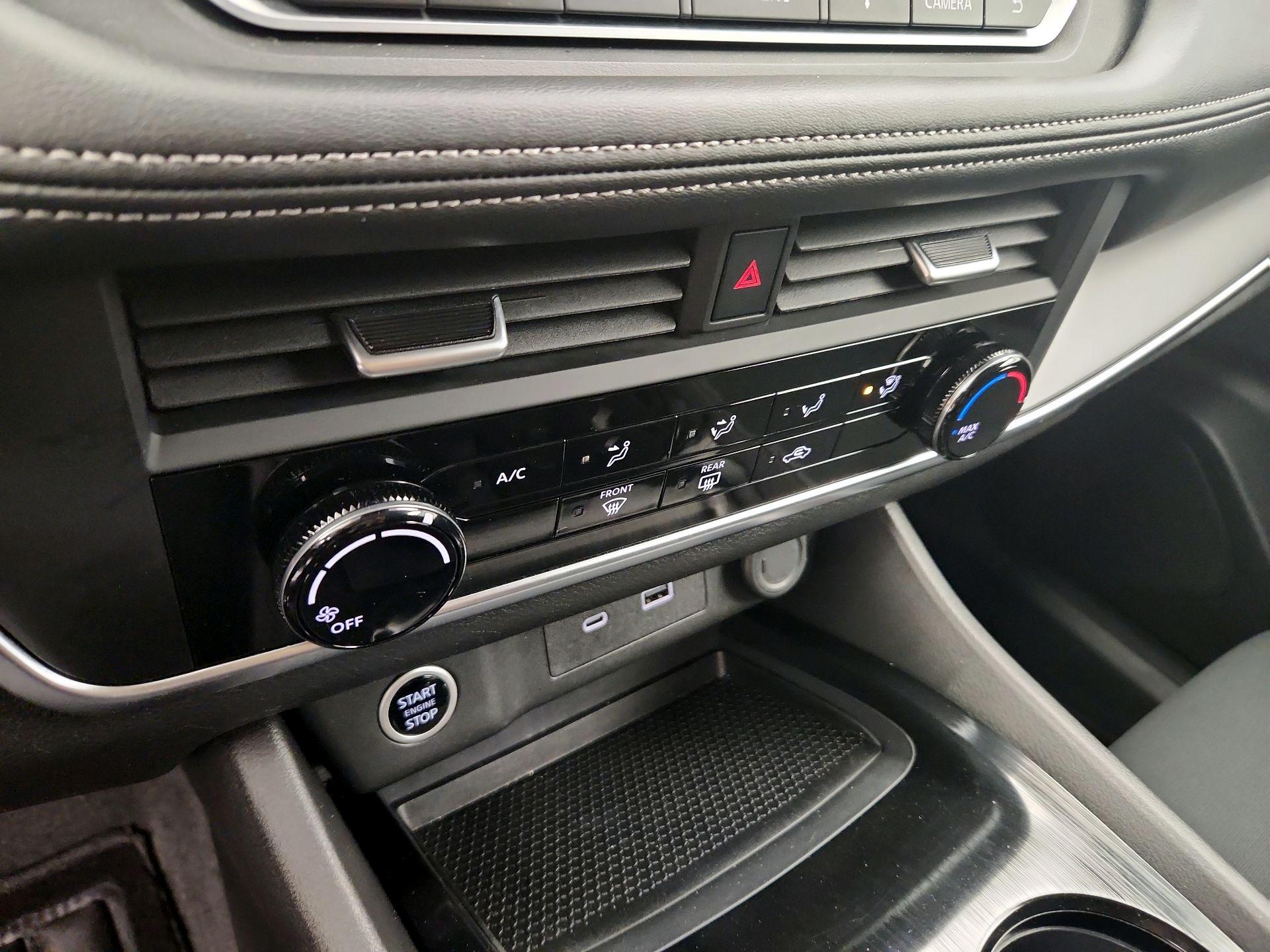 Thumbnail: 2023 Nissan Rogue - 16