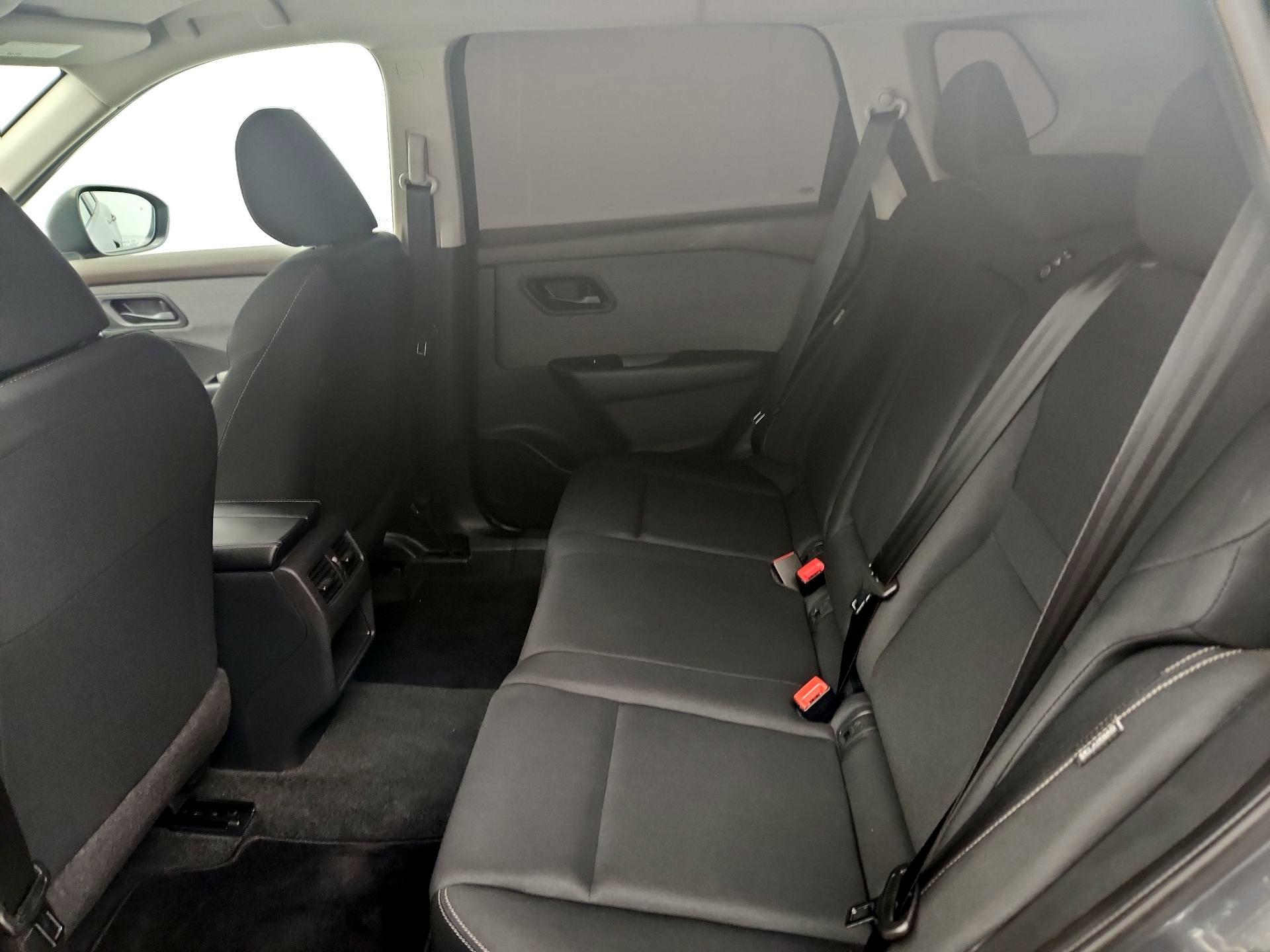 Thumbnail: 2023 Nissan Rogue - 19