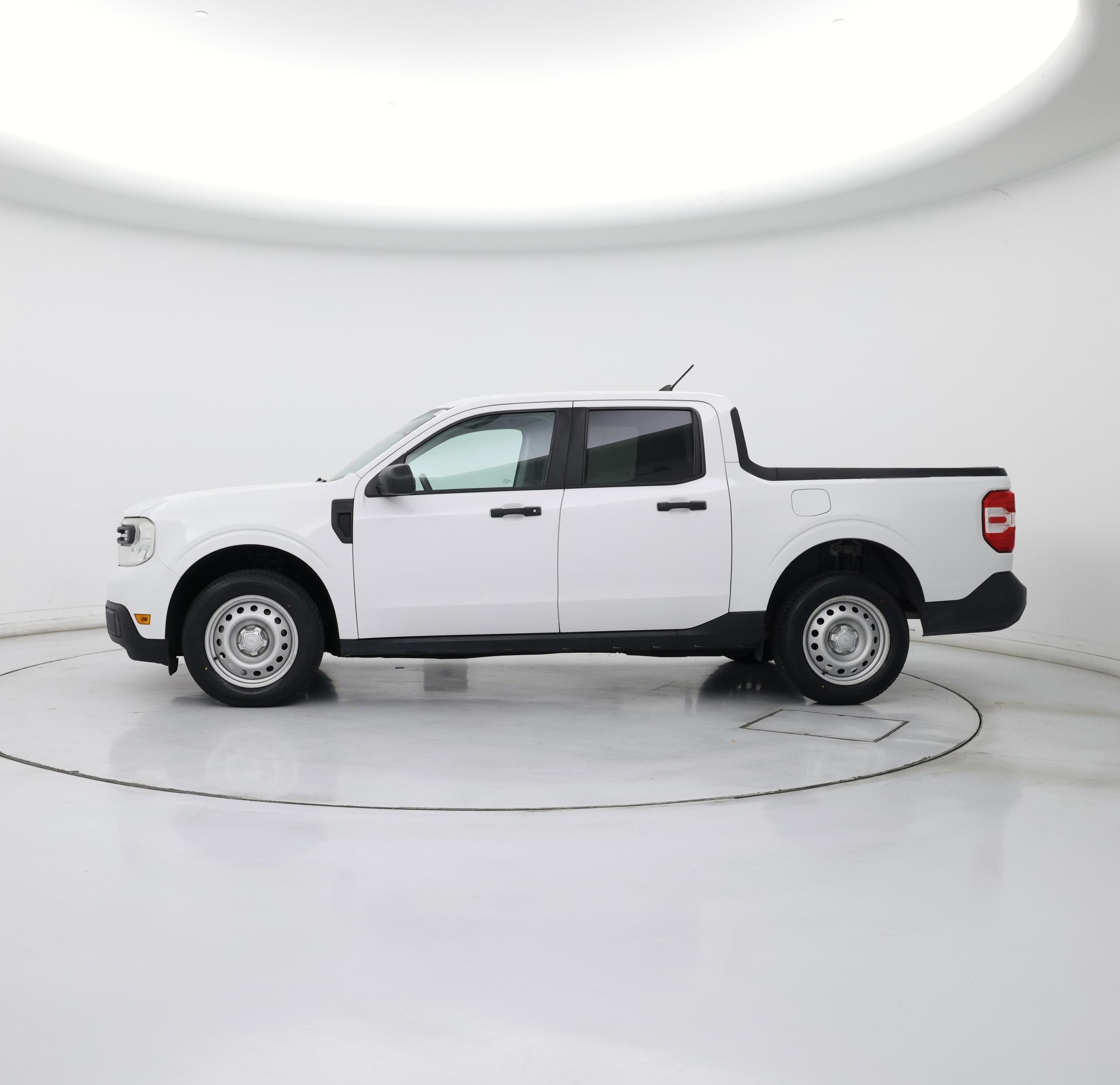 Thumbnail: 2022 Ford Maverick - 3