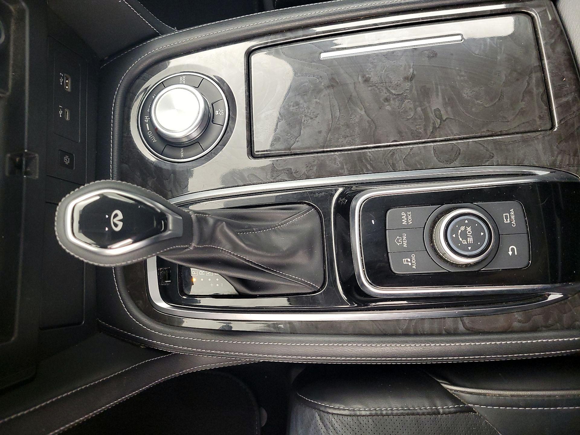 Thumbnail: 2022 INFINITI QX80 - 18