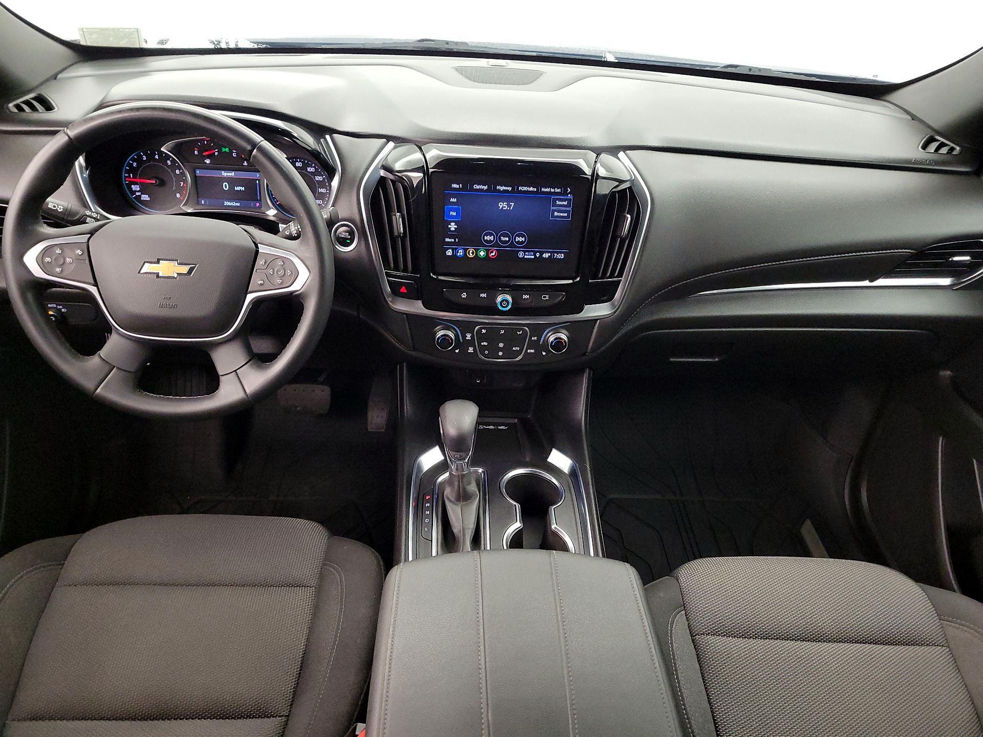 Thumbnail: 2023 Chevrolet Traverse - 9