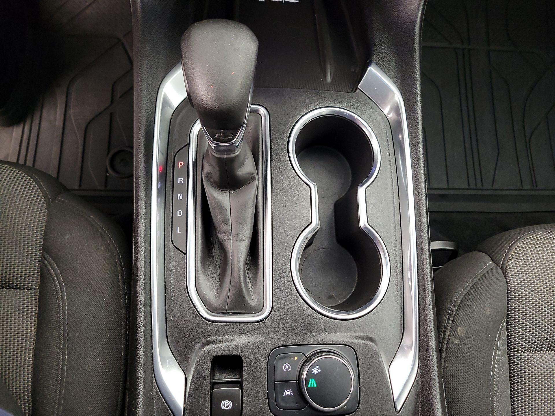 Thumbnail: 2023 Chevrolet Traverse - 17