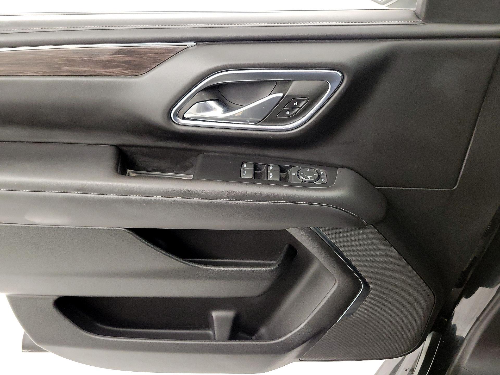 Thumbnail: 2024 Chevrolet Suburban - 12