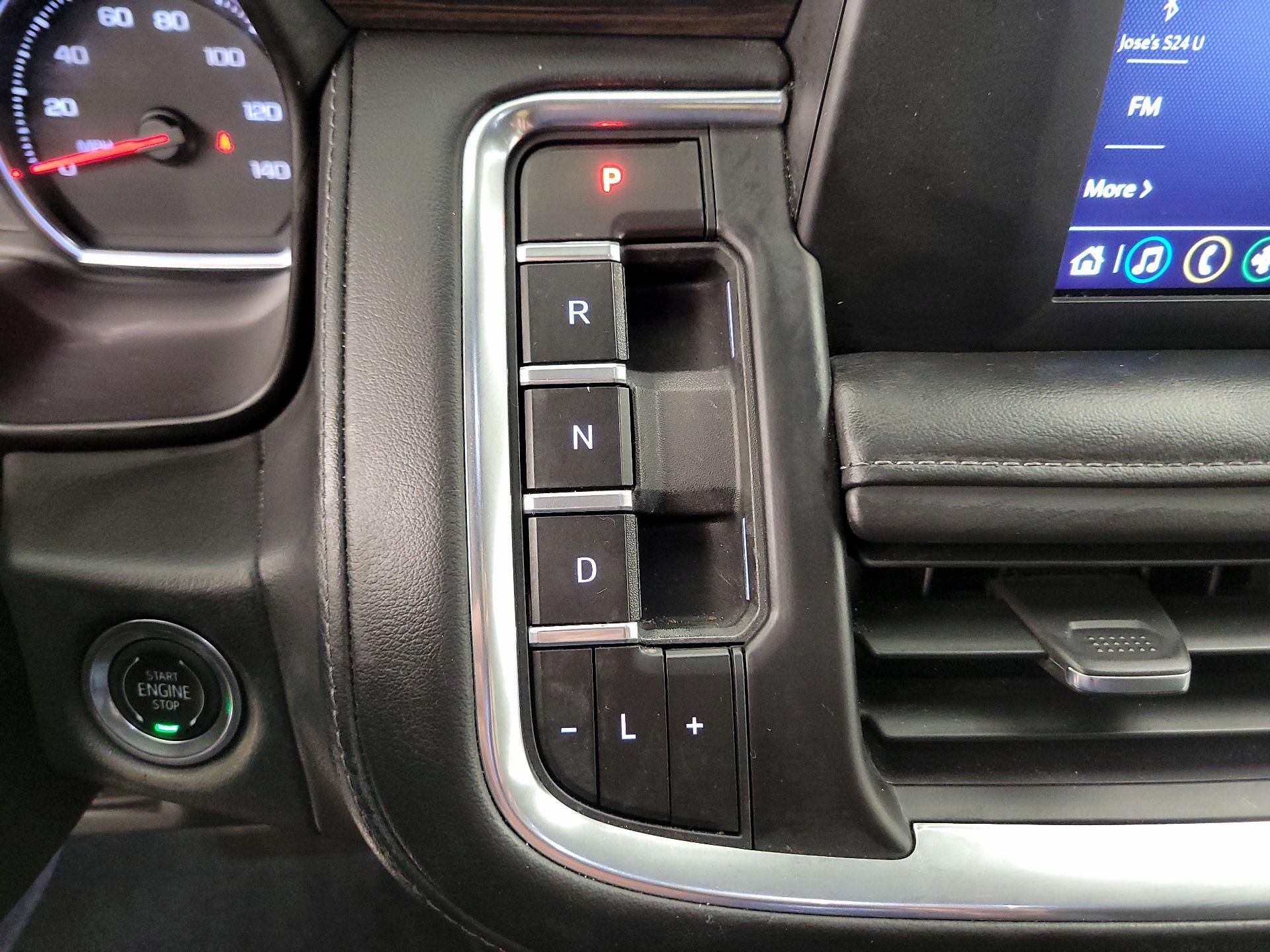 Thumbnail: 2024 Chevrolet Suburban - 17