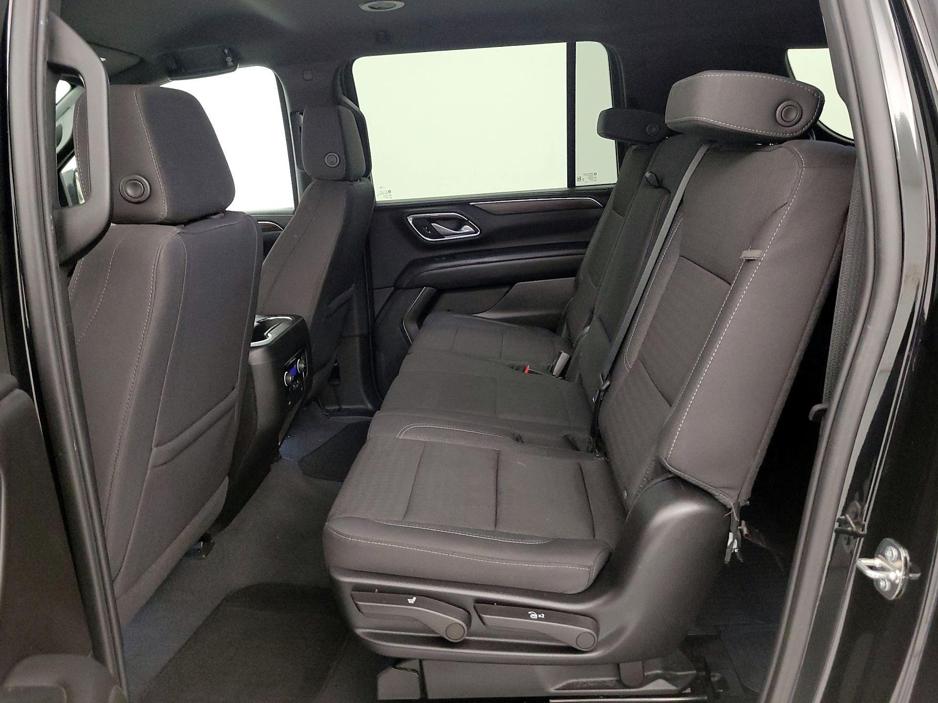 Thumbnail: 2024 Chevrolet Suburban - 19