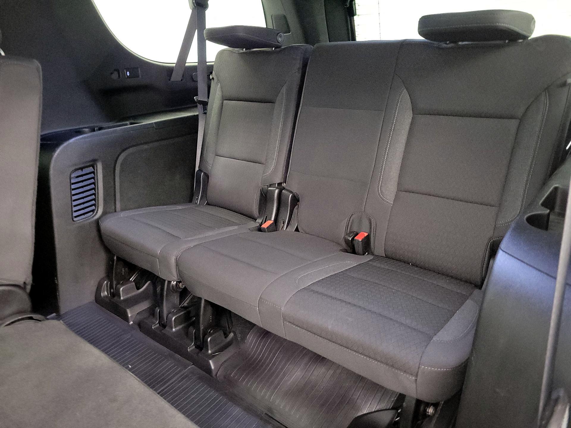 Thumbnail: 2024 Chevrolet Suburban - 20