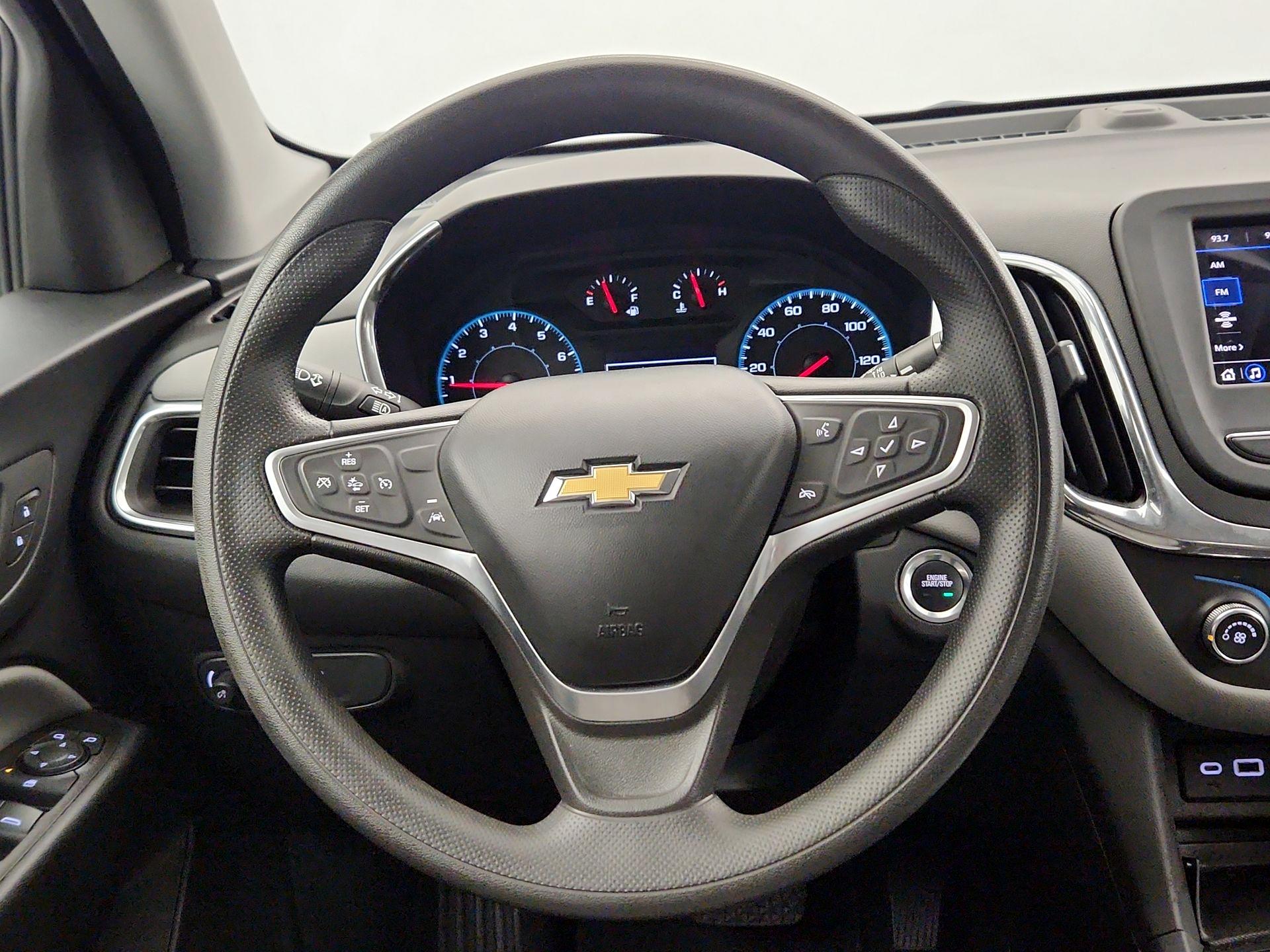 Thumbnail: 2022 Chevrolet Equinox - 10