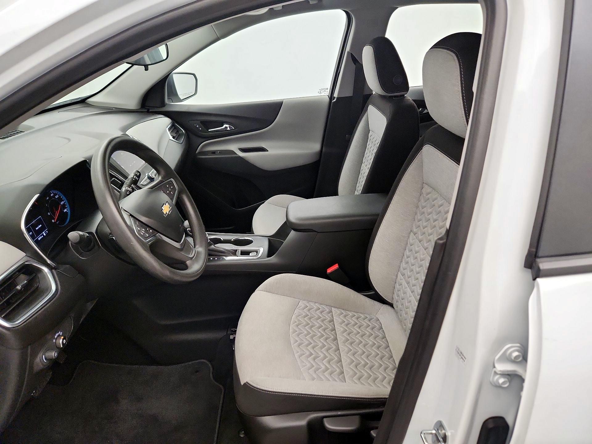 Thumbnail: 2022 Chevrolet Equinox - 11